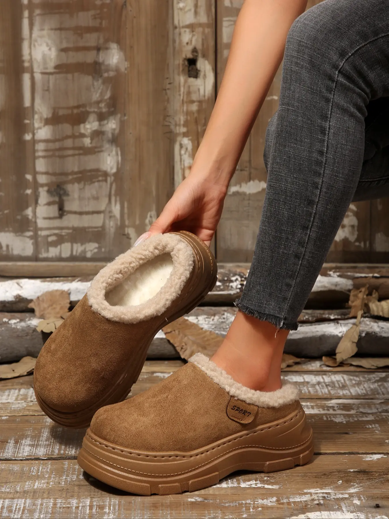 Women Winter Fleece Lined Platform Mules, Chunky Height Boost Slip On Backless Clogs, Warm Suede Look Casual Shoes For Outdoor Street & Campus, Thick Sole Mules