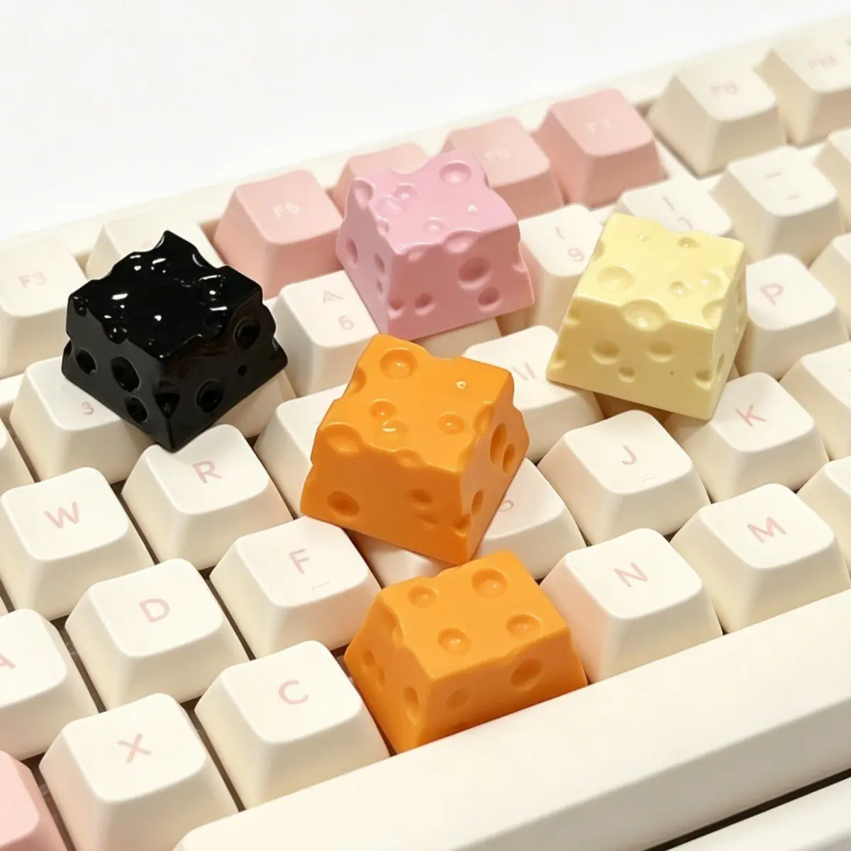 Mini Cheese Shaped Mechanical Keyboard Keycaps, Cute Custom Game Keys, Mx Axis Compatible, Creative Gift for Gamers, Plastic Material, Durable