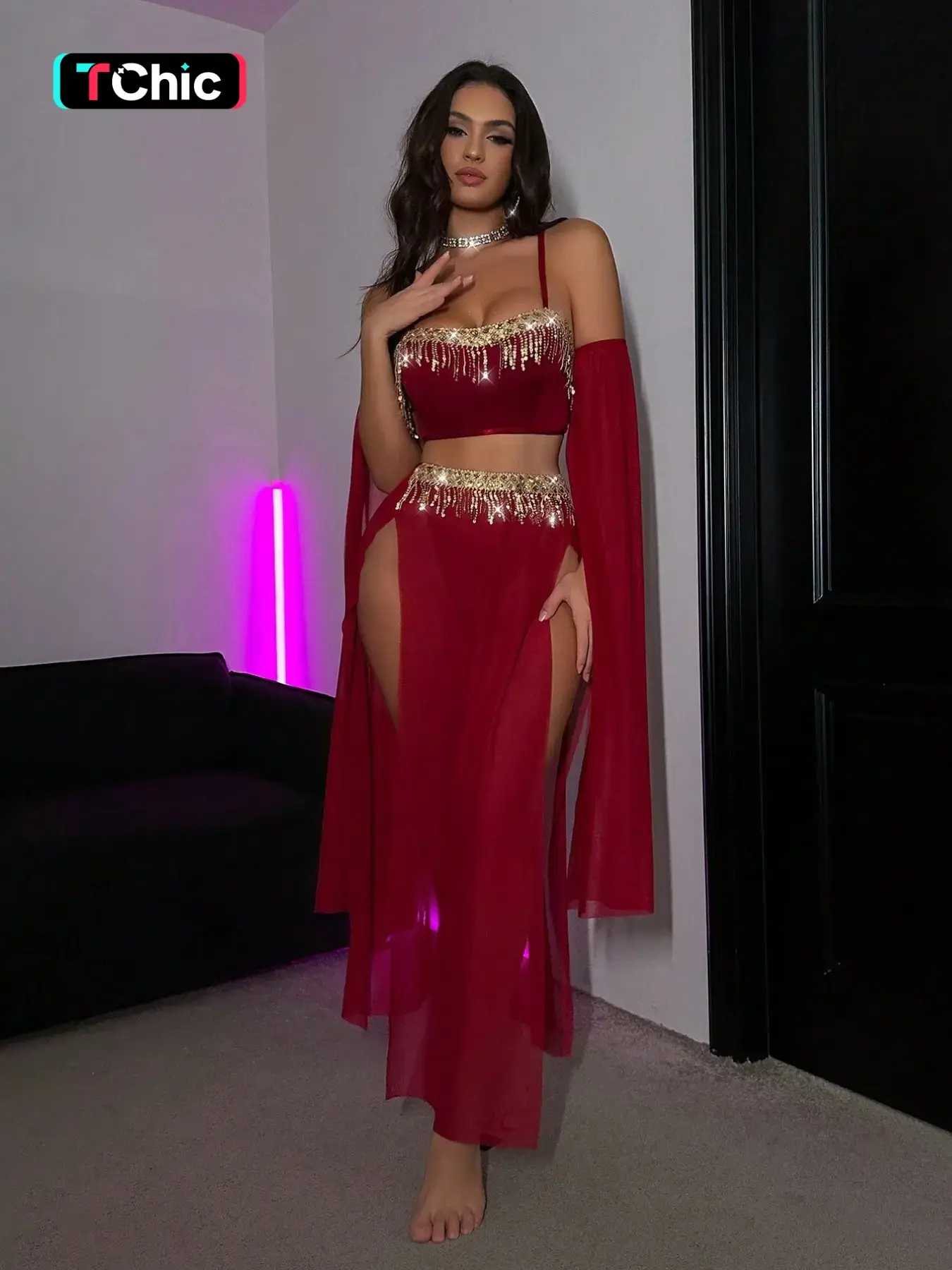 Elegant Women's Stage Performance Dress Set Outfit, Long Flowing Tassels, High Split Design, Adjustable Straps, Suitable for All Seasons, Womenswear