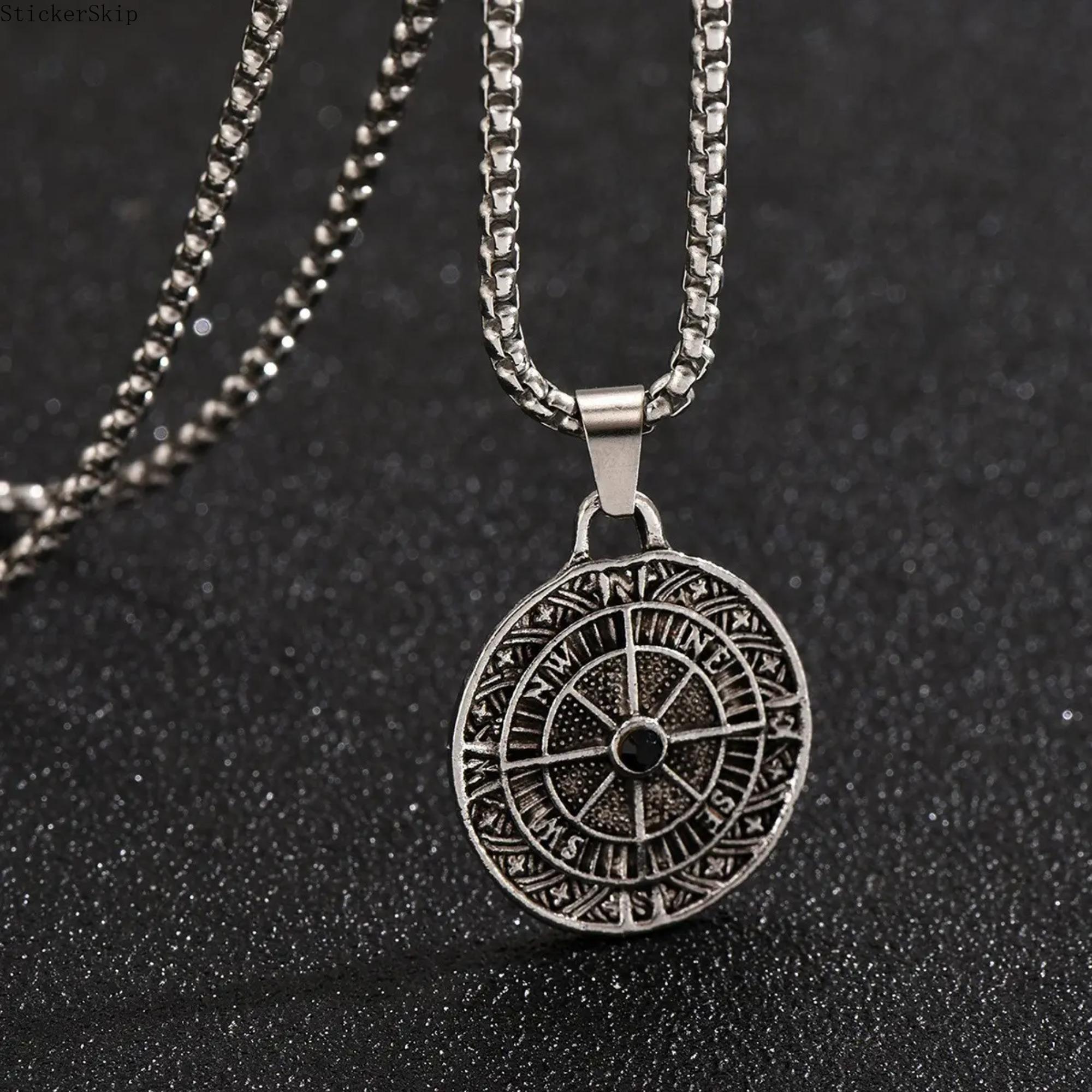 2026NEWMen's stainless steel compass pendant necklace, hip-hop fashion medallion necklace, gift for men