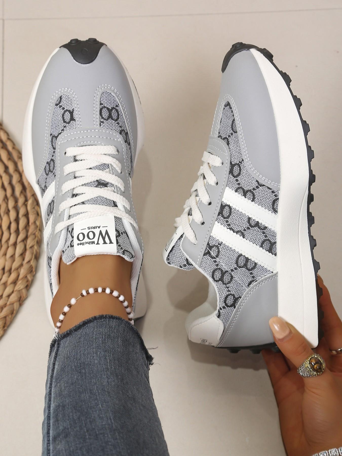 Vintage Women's Embroidered Lace-Up Agony Shoes, Waterproof Anti-Slip Running Shoes, Lightweight Comfortable Casual Sneakers for All Seasons