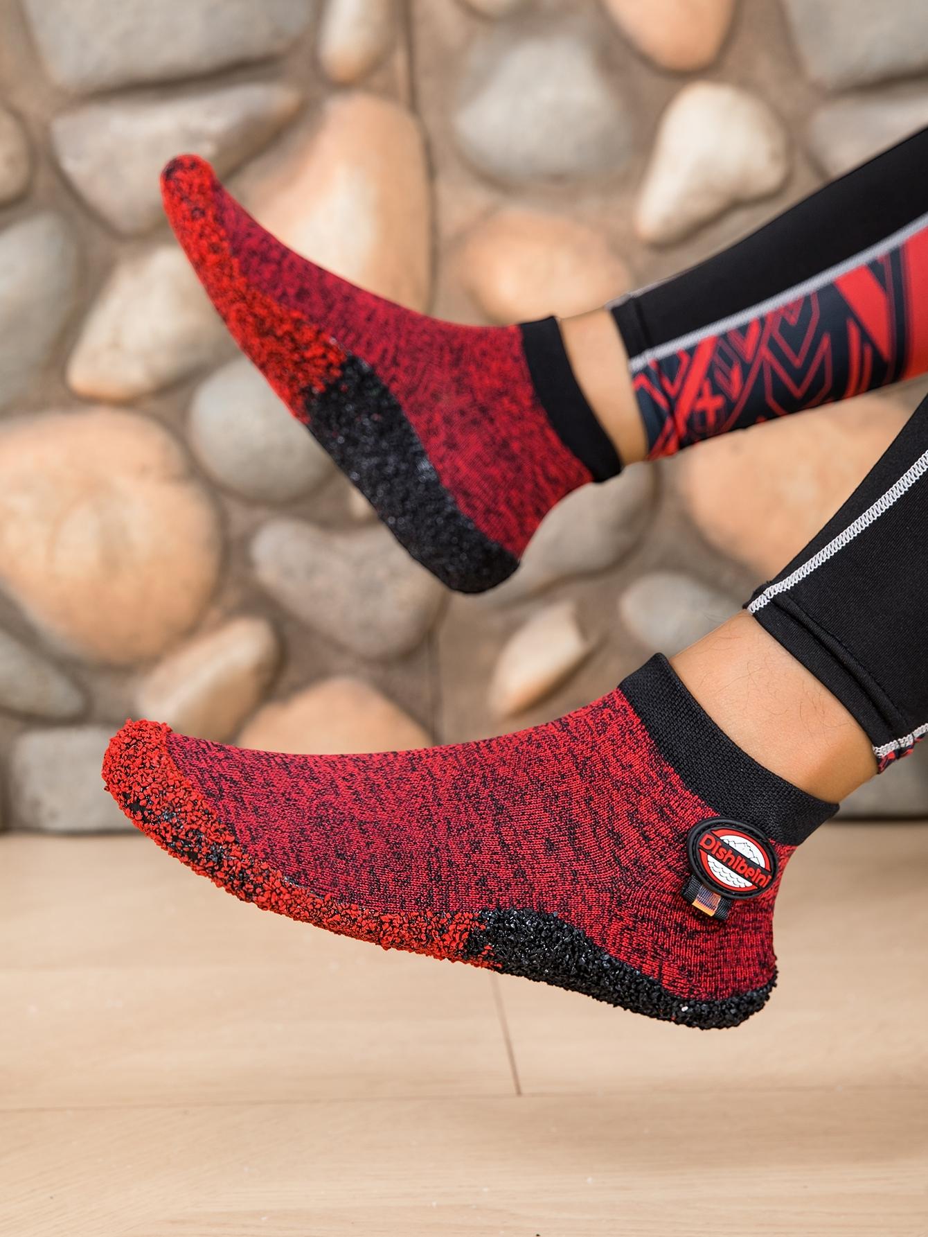 Women's new style fitness yoga barefoot shoes, diabetes shoes, soft fabric, breathable, quick drying, widened toe cap, comfortable package, color particle soles, strong grip on the ground, easy on and off style, yoga fitness hiking multi scene wear