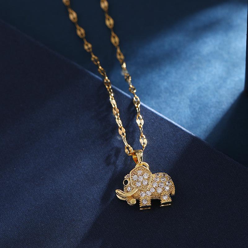 Unisex Vintage Animal Lucky Elephant-Shaped Pendant Necklace with Sparkling Cubic Zirconia - Durable Crystal Jewelry for Women/Men, Casual Daily/Evening Wear Anniversary Gift