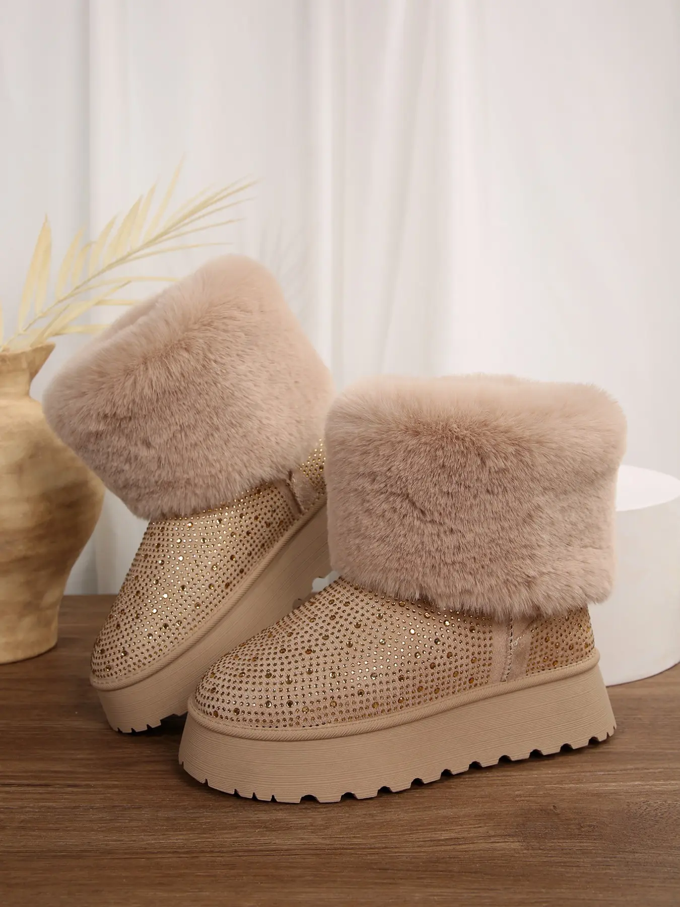 Full Rhinestone Plush Snow Boots, Soft Warm Lining, High-Gloss Shoe Face, Thick Sole Anti-Slip and Height-Boosting, Winter Fashion