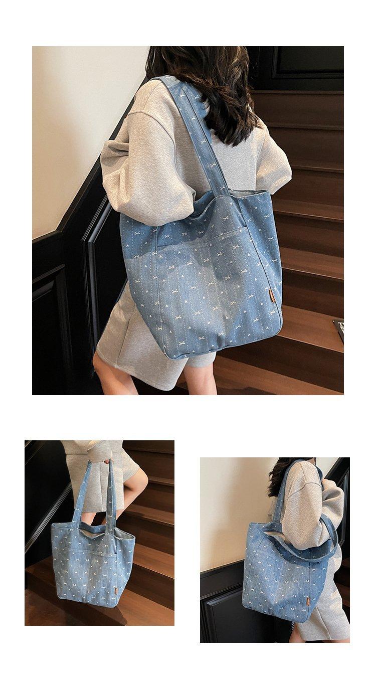 2026 New Versatile Large Capacity Tote Bag for Women, Waterproof Nylon Shoulder Bag, Ideal for Commuting, School, Shopping