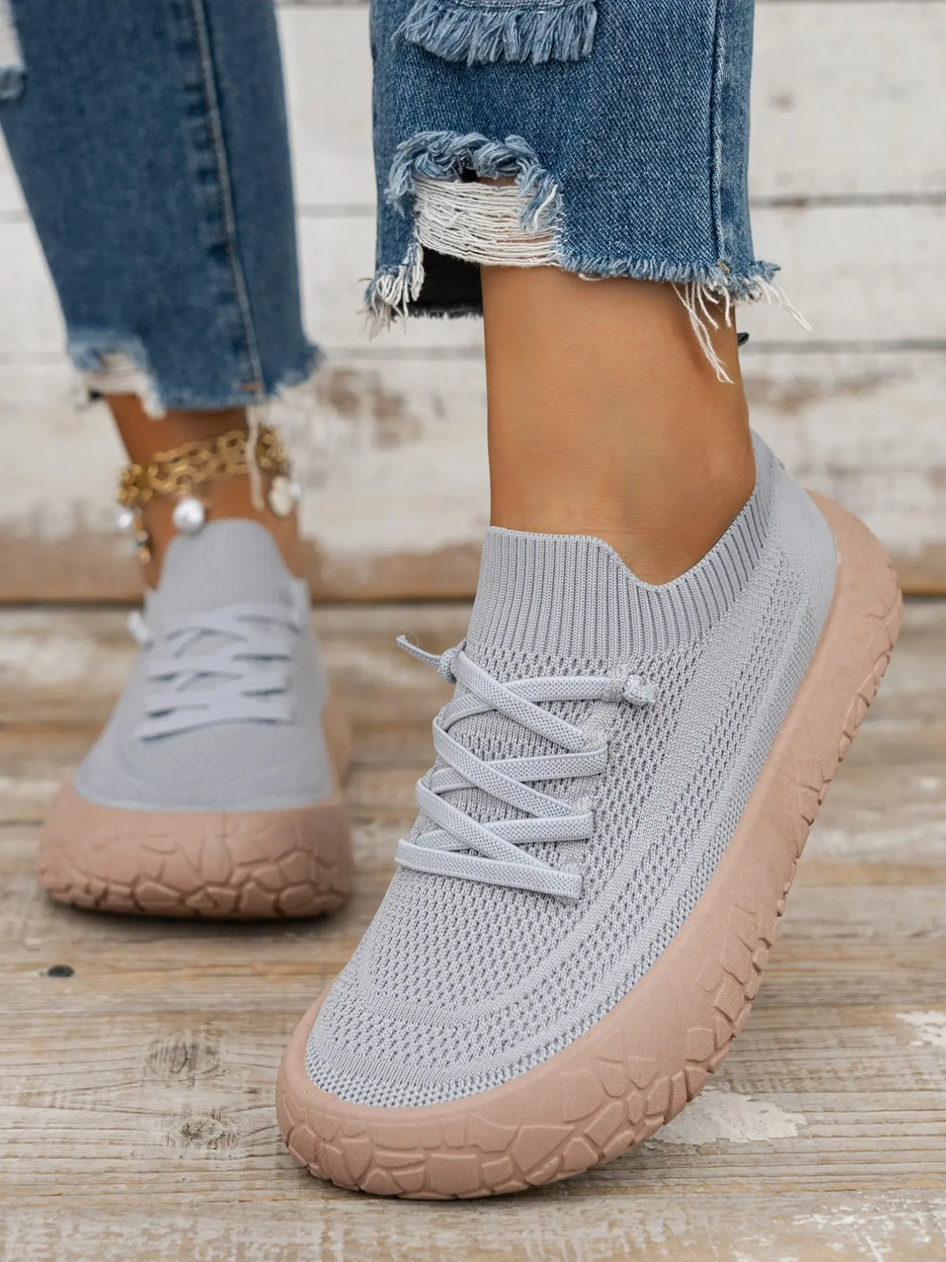 Breathable Flyknit Lace-Up Casual Women's Shoes, Elastic Sock Lining Thick Sole Anti-Slip Walking Shoes, Lightweight Soft Bottom Comfortable Outdoor Commute, Casual Textile Shoes
