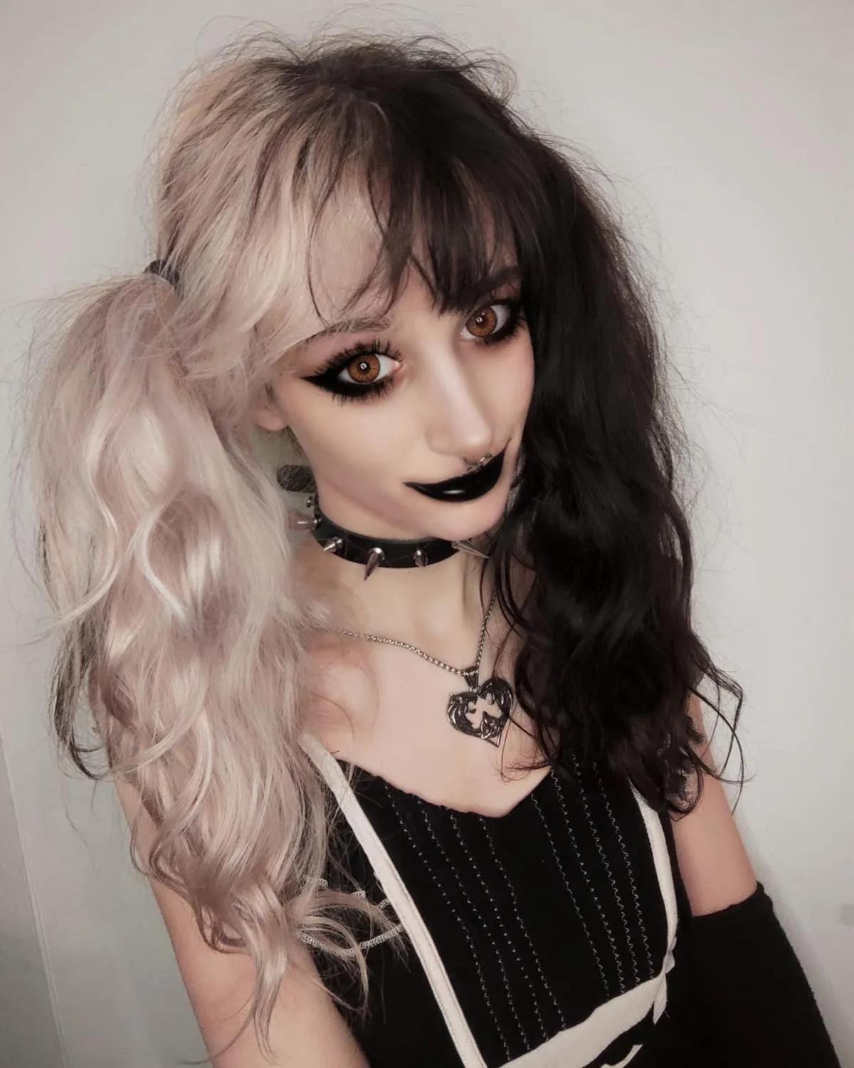 GTHIC Heart-shaped Necklace Fenrir Wolf Stainless Steel Viking Pendant for Mother's Day Gift Hypoallergenic