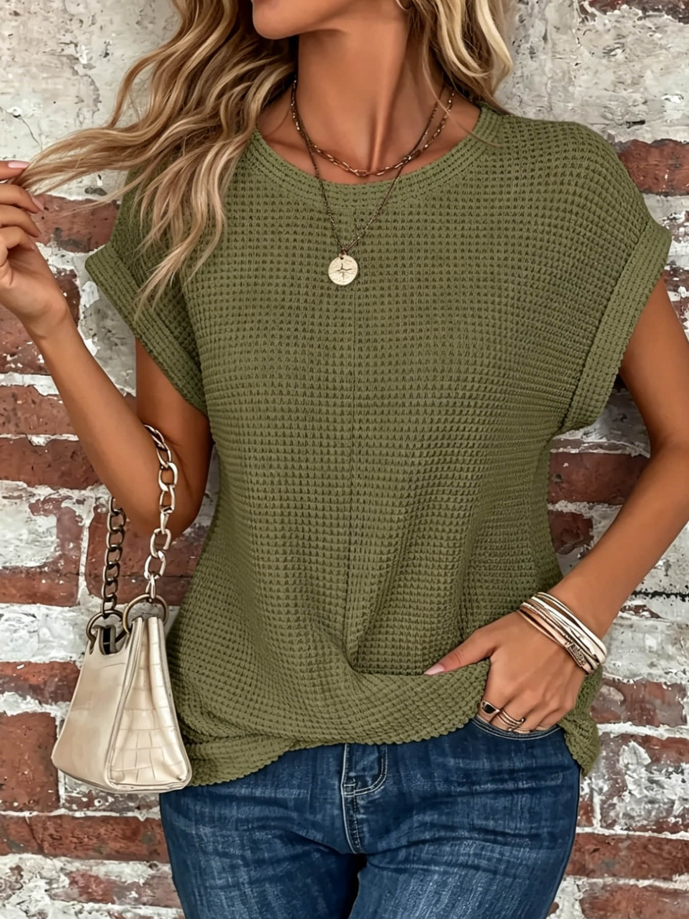Women's Fashionable Casual Minimalist Loose Round Neck Short Sleeve Top, Rolled Sleeves & Twisted Design, Summer Top, Suitable for Commuting, Camping, Travel & Daily Wear