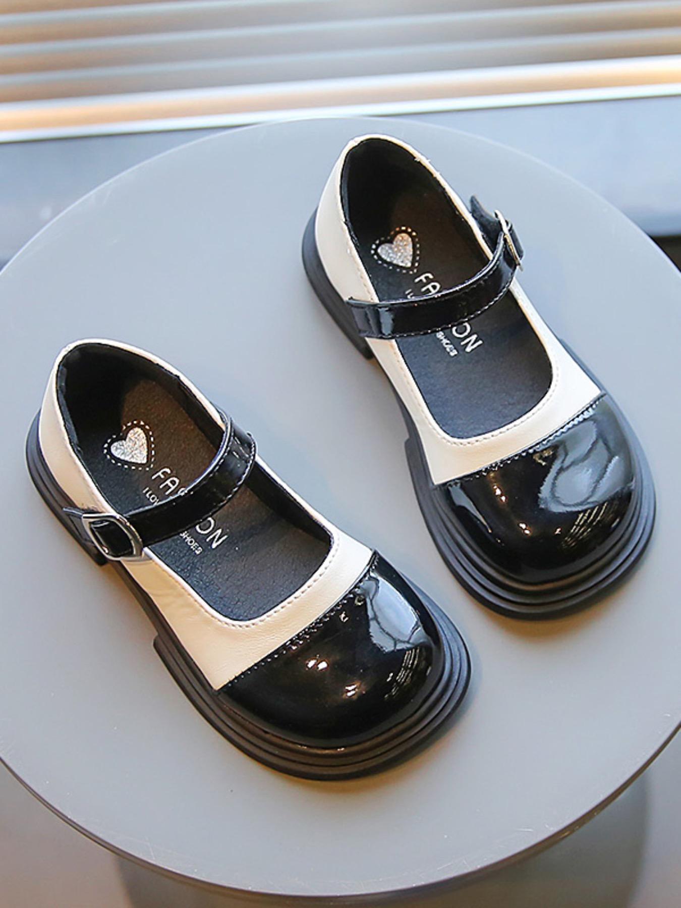 Girl's Vintage Mary-Jane Flat Shoes, Black and White Adjustable Patent Leather Slip-Ons with Rubber Sole, Buckle Design, Easy-Wear Glamorous Flats for School Uniform (02)