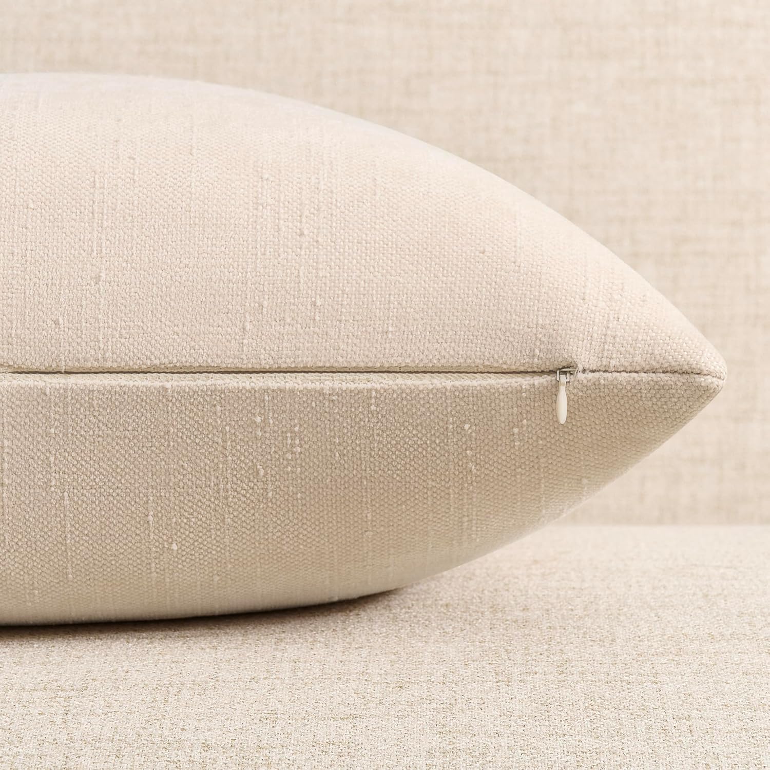 4Pcs Throw Pillow Covers, 18x18 & 20x20 Inch, Chenille Textured Neutral Brown, Solid Decorative Farmhouse Cushion Covers, Boho Western Home Decor for Couch, Sofa, Bed & Living Room