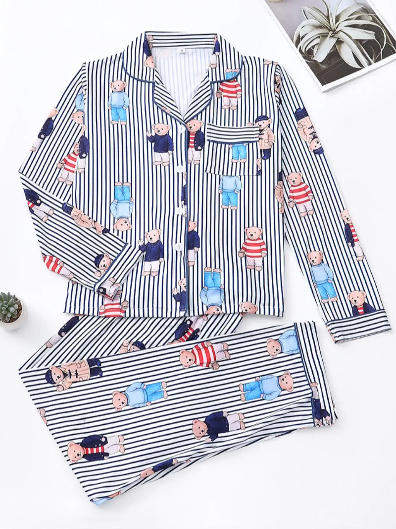 Women's Fall/Winter Printed Pajama Set, Cute Bear Print Striped Stripe Comfortable Fitted Long Sleeve Lapel Top With Pockets & Elastic Pants, Ladies Casual Homewear Loungewear Sleepwear Pjs Womenswear