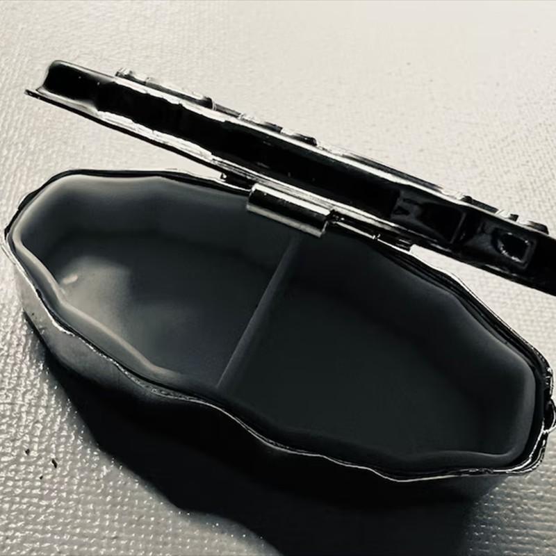 Gothic Skeleton Pill Organizer, Stylish Storage Solution for Pills & Medications, Perfect Gift for Gothic Lovers