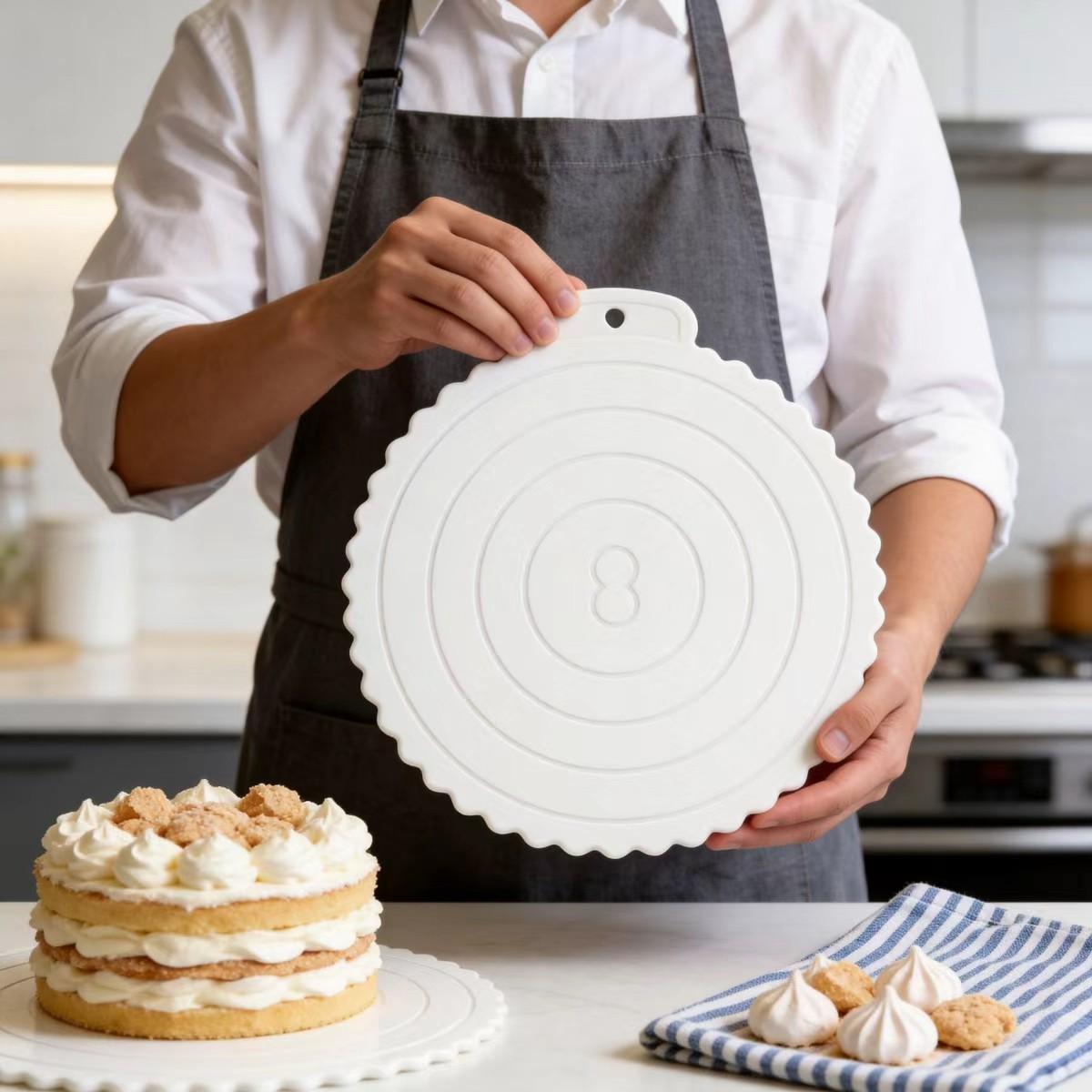 Reusable Cake Liner, Durable Plastic Design, Perfect for Baking Enthusiasts, Replaceable Alternative to Disposable Cake Pans