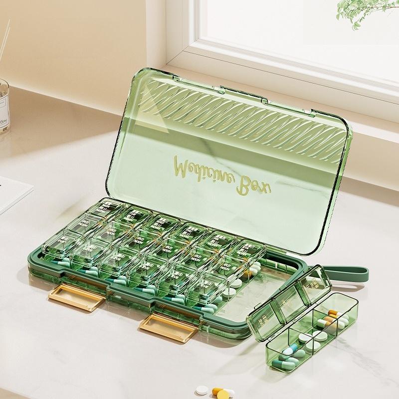 Portable Covered Medicine Box, Transparent Plastic, Easy to Carry and Separate, Clear Visibility, Ideal for Daily Use and Travel