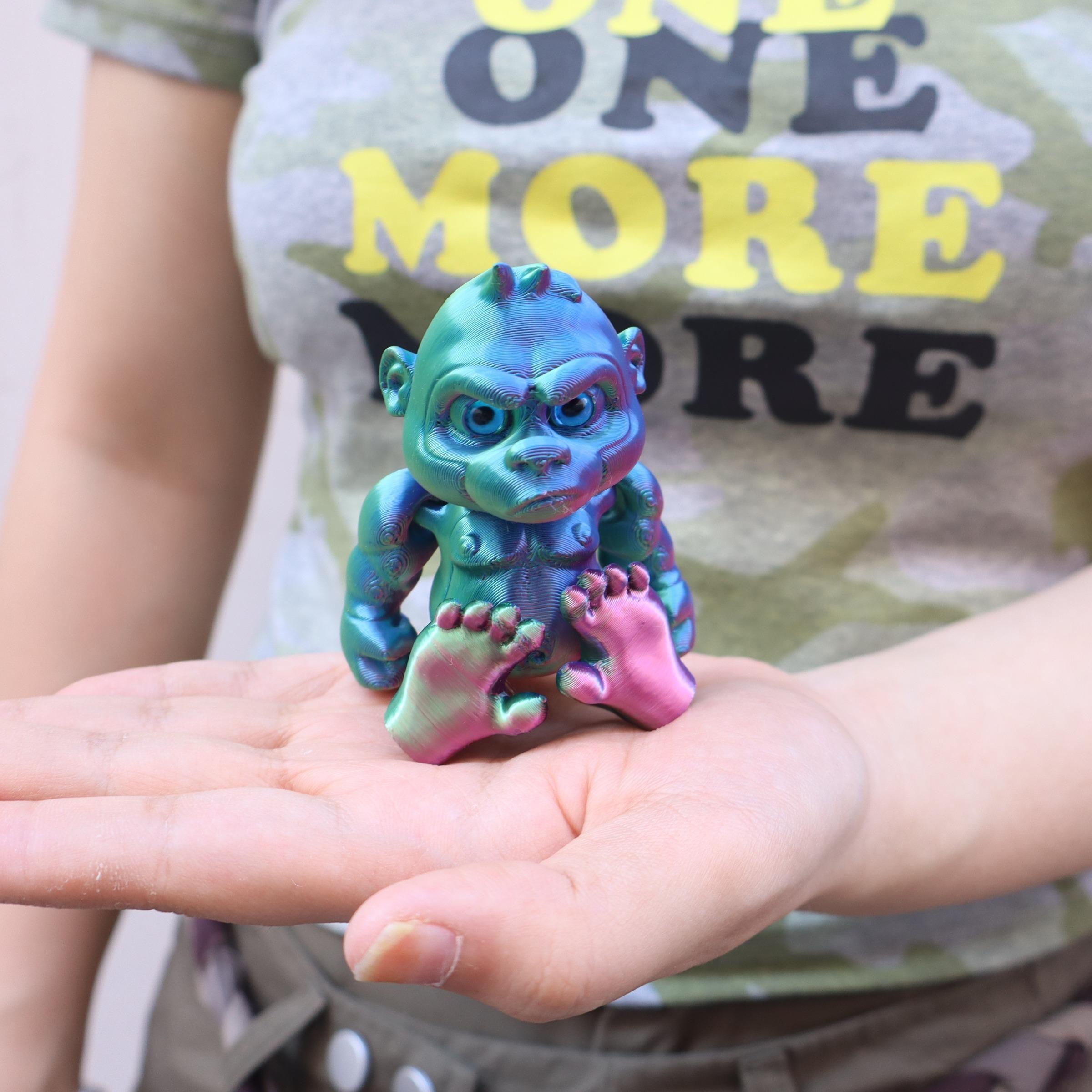 3D Printed Angry Gorilla, Articulated Monkey Figurine, Two Sizes Available, Perfect Party Gift, Christmas & Halloween Decoration, Garden Decor