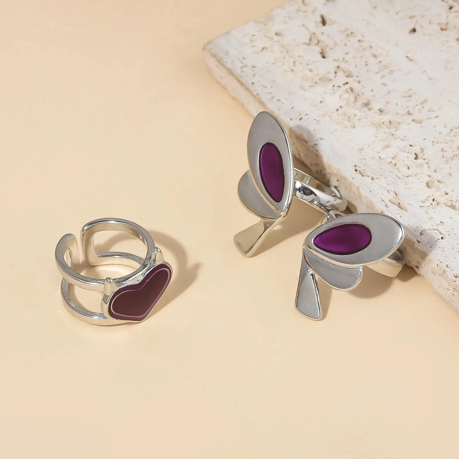 2026 New hot item   Game VALORANT Ring Game Characters Clove Alloy Opening Adjustable Butterfly Heart Rings For Cosplay Props Women Jewelry Charm