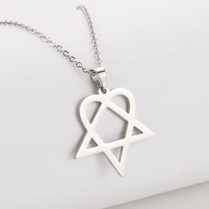 Women's 1-Piece Stainless Steel Pendant Necklace - Classic Simple Heartagram Star Heart Design, Retro Sequin Coin Clavicle Costume Jewelry, One-Piece