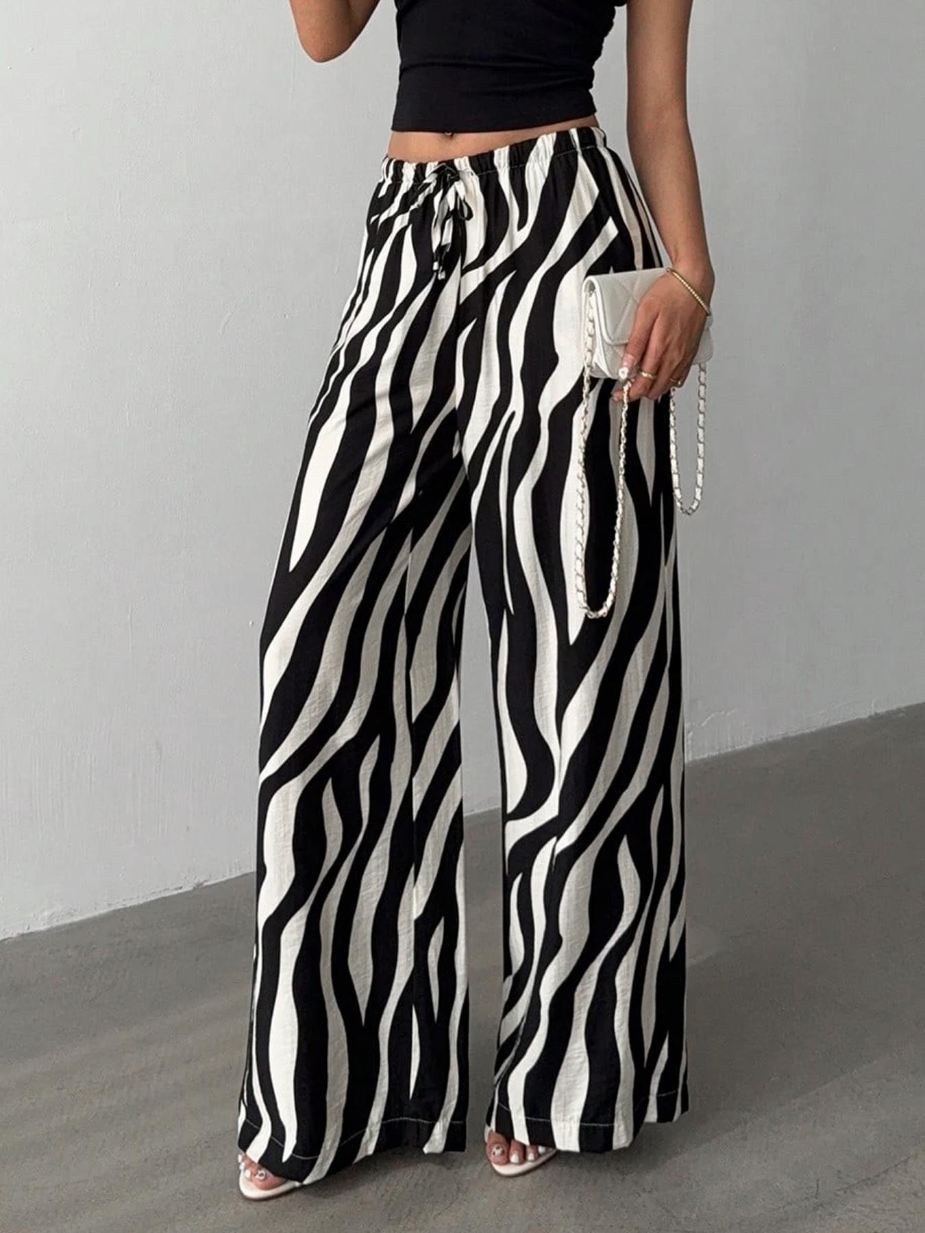 Women's Wide Leg Geometric Pants, Fashion, Drawstring Adjustable & Large Capacity Pockets, Lightweight Breathable Fabric, Casual Streetwear for All Seasons