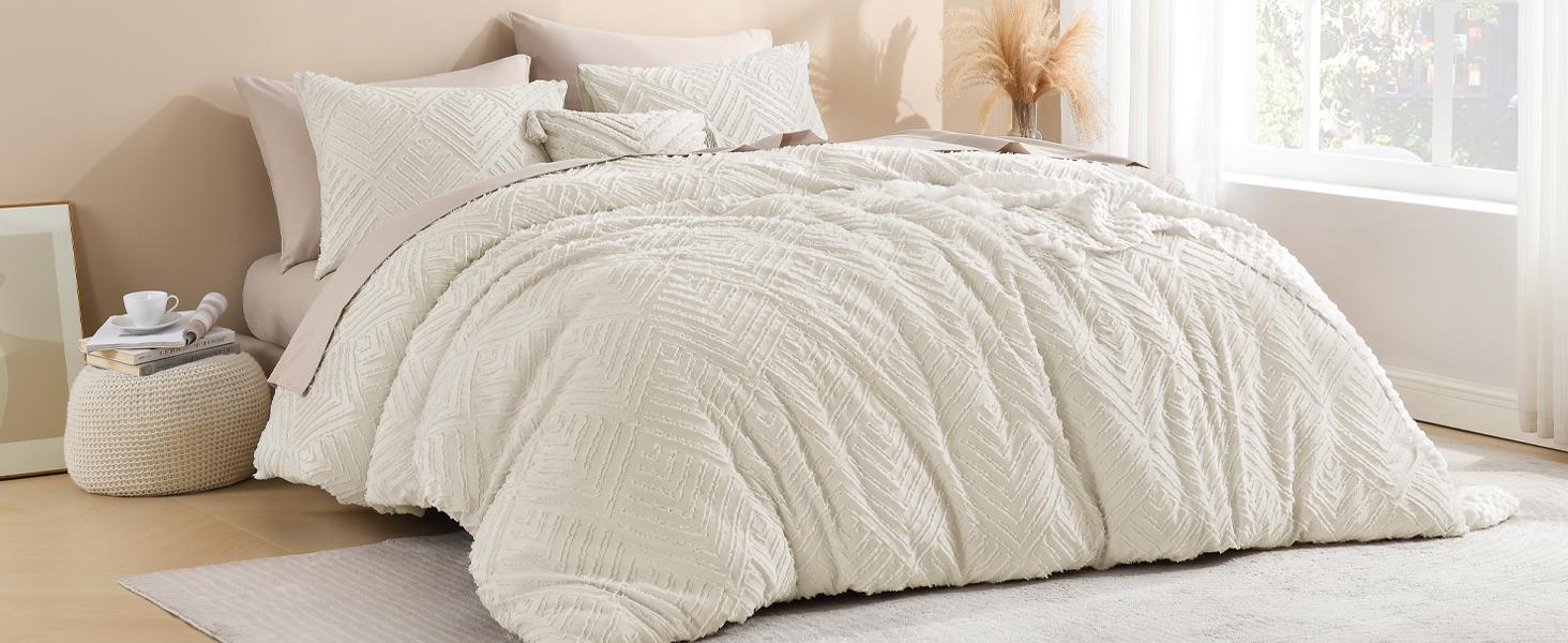 Litanika 3-Piece Comforter Set - Lightweight Fluffy Boho Farmhouse Bedding Queen King Full Sizes Hand-Tufted Geometric Stitching Neutral Two-Tone Design Microfiber Backing Breathable Fill