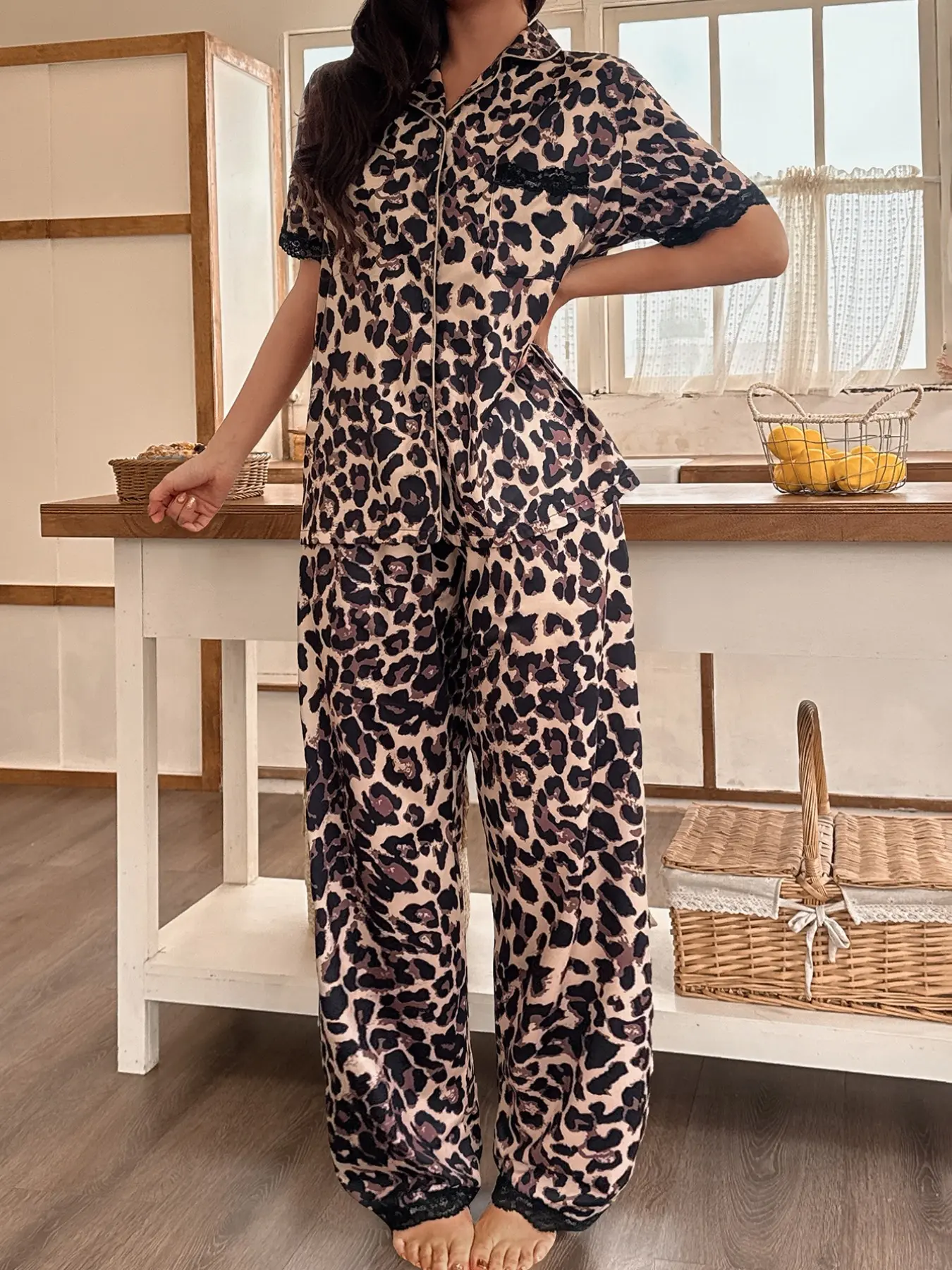 New Women's Short Sleeve Pajama Set, Casual Heart Print Two-Piece Home Wear, Fall Winter Street Style, Comfortable Fitted Design