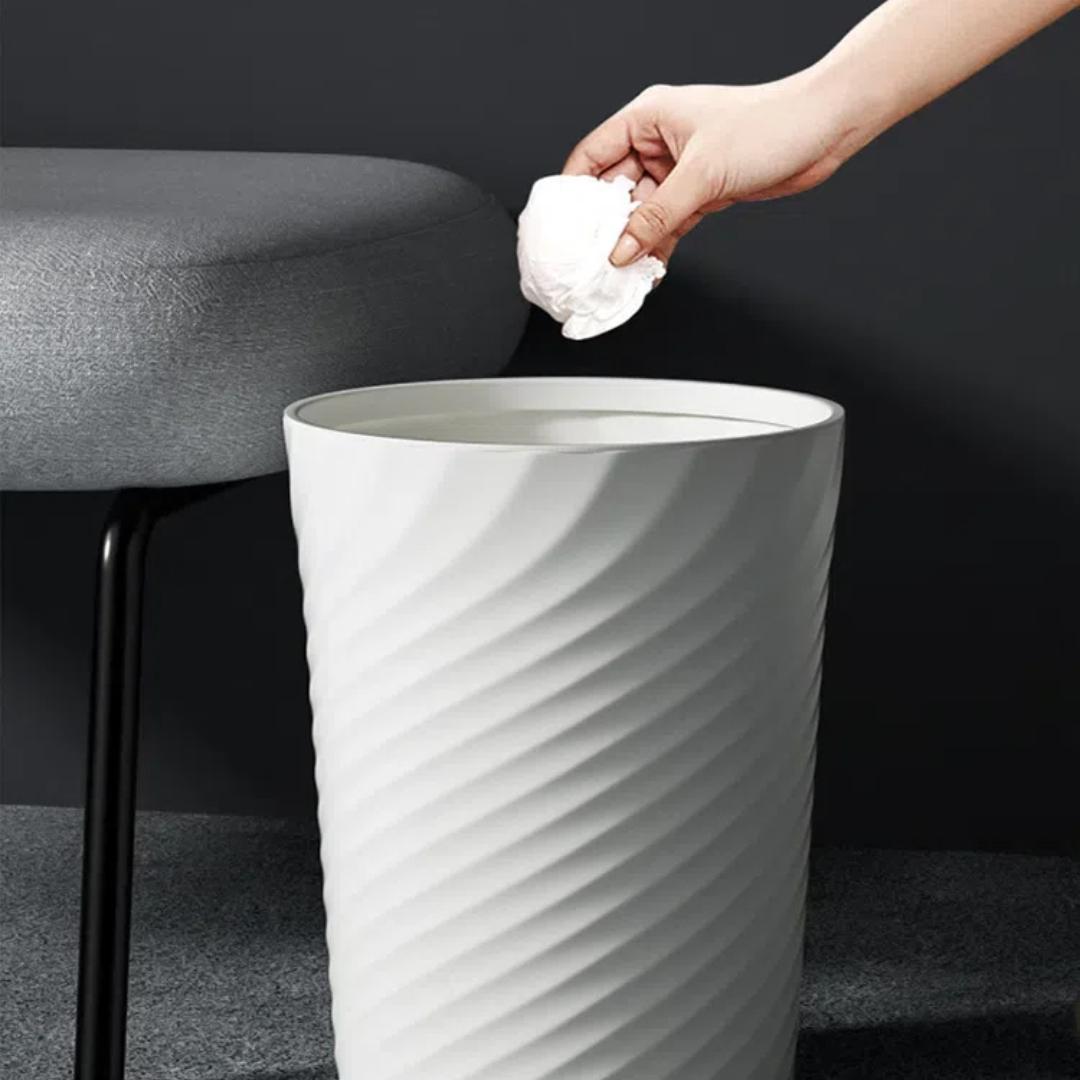 Plastic Small Smooth Home Trash Can Basket Bin, Ideal for Bathroom Laundry Room Kitchen Office Room Dormitory Garbage Container