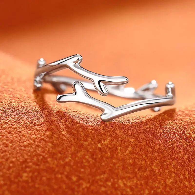 A Minimalist Adjustable Ring Shaped Like Tree Branches And Deer Antlers, Perfect for Women'S Casual Wear. This Stylish And Unique Ring Makes a Lovely Gift for Birthdays, Anniversaries, Or Christmas