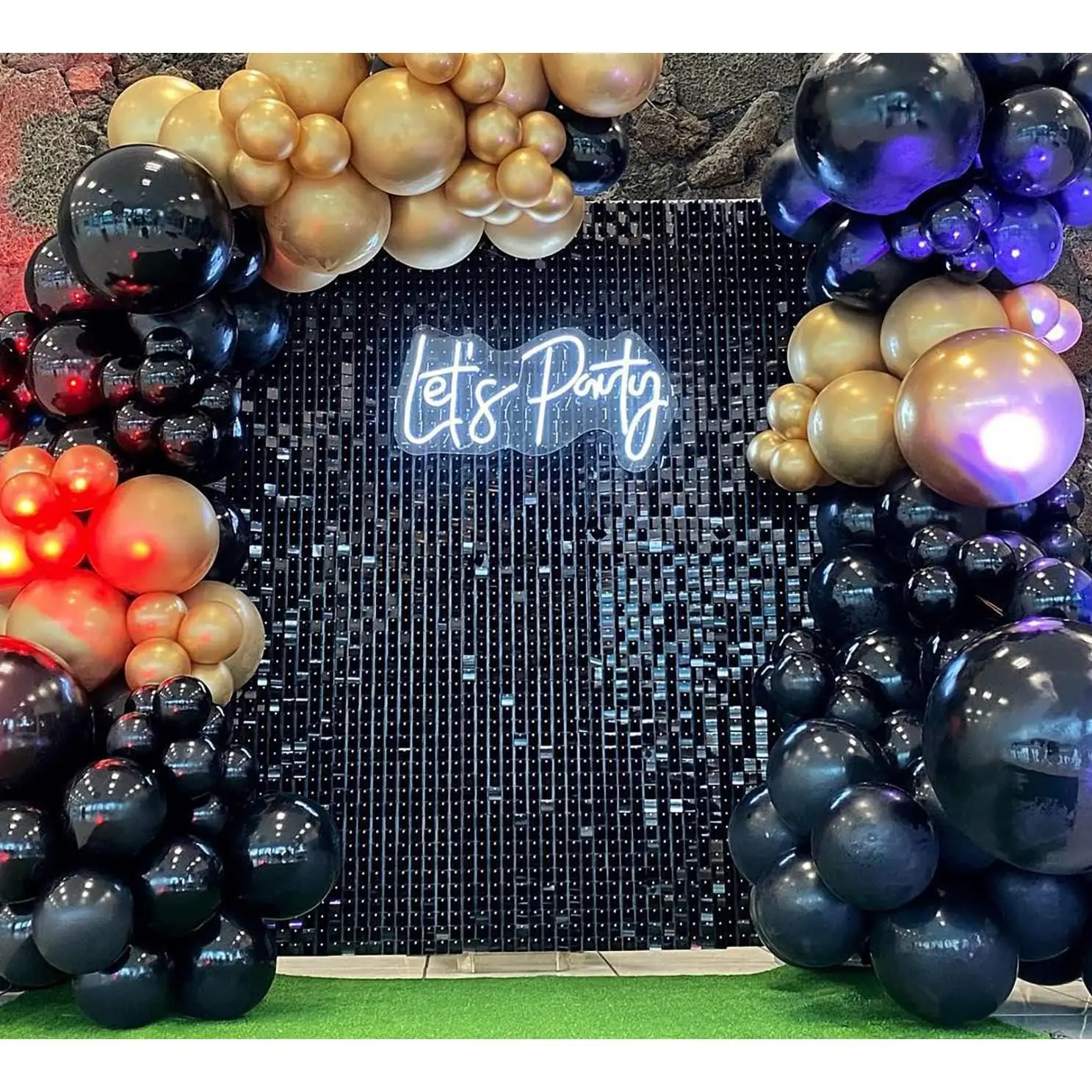 24 Panels Black Shimmer Wall Backdrops, Square Sequins Backdrops with  Effect, Large Photo backdrops for Birthday, Graduation, Wedding, Anniversary Party Decoration and  Decoration