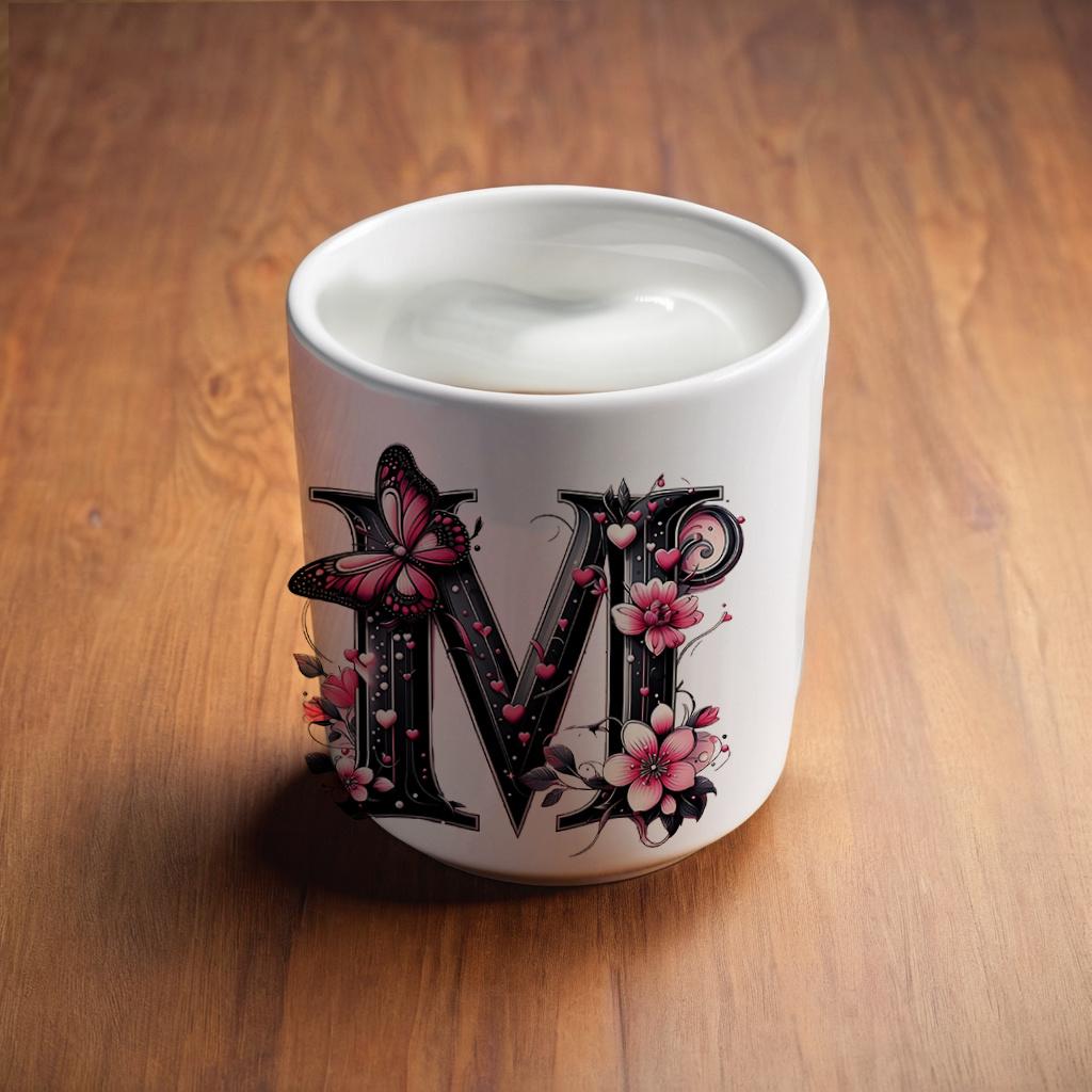 Heat-changing ceramic mug with pink butterfly and floral motif, heart-shaped handle, 11 oz/330 ml capacity. This color-changing thermos is perfect for hot and cold beverages.