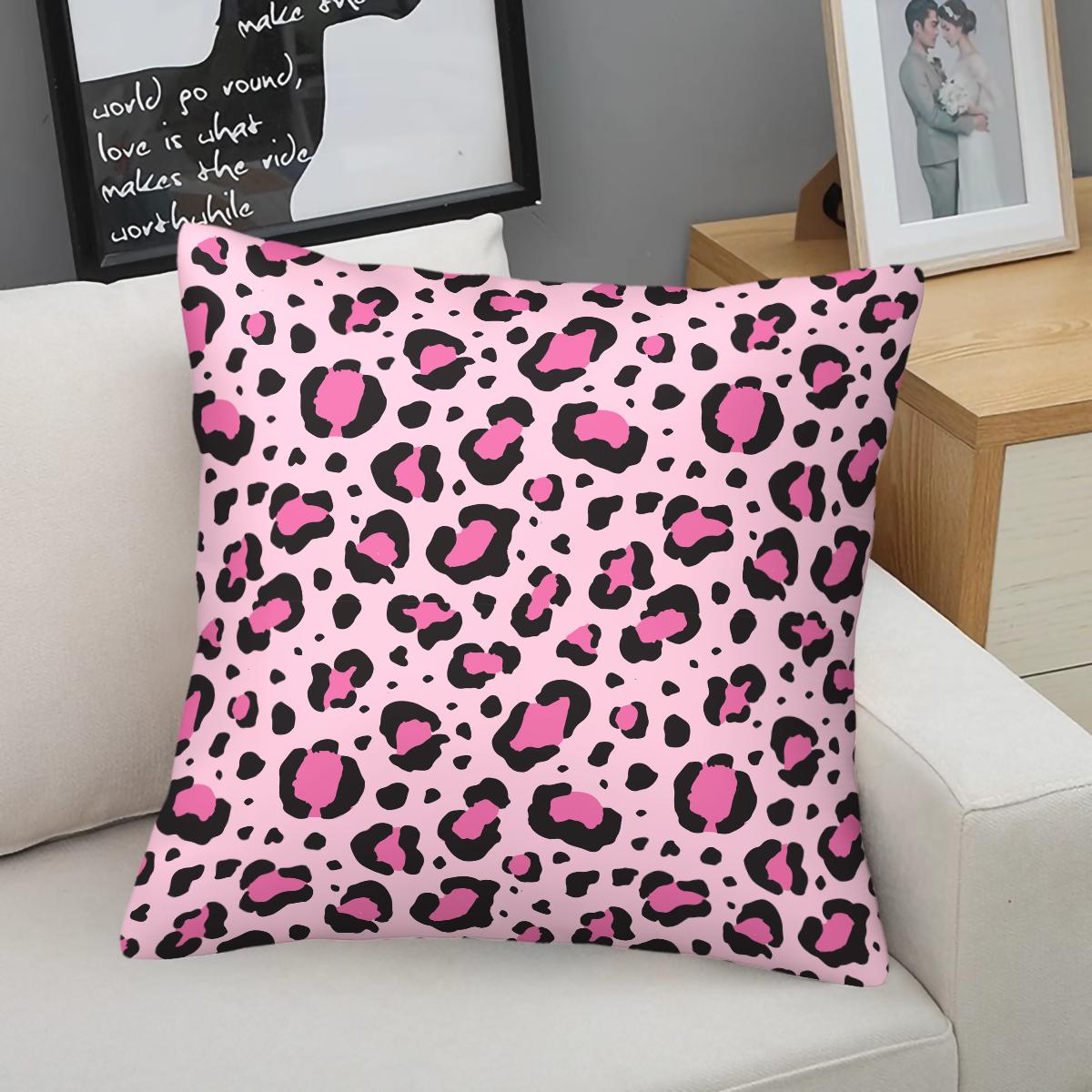 Classic Leopard Print Boho Chic Throw Pillow, Luxury Vintage Bohemian Decorative Pillow with Insert, All Season Lumbar Support Cushion for Sofa, Bay Window, Cafe, Perfect Housewarming Birthday Christmas Gift