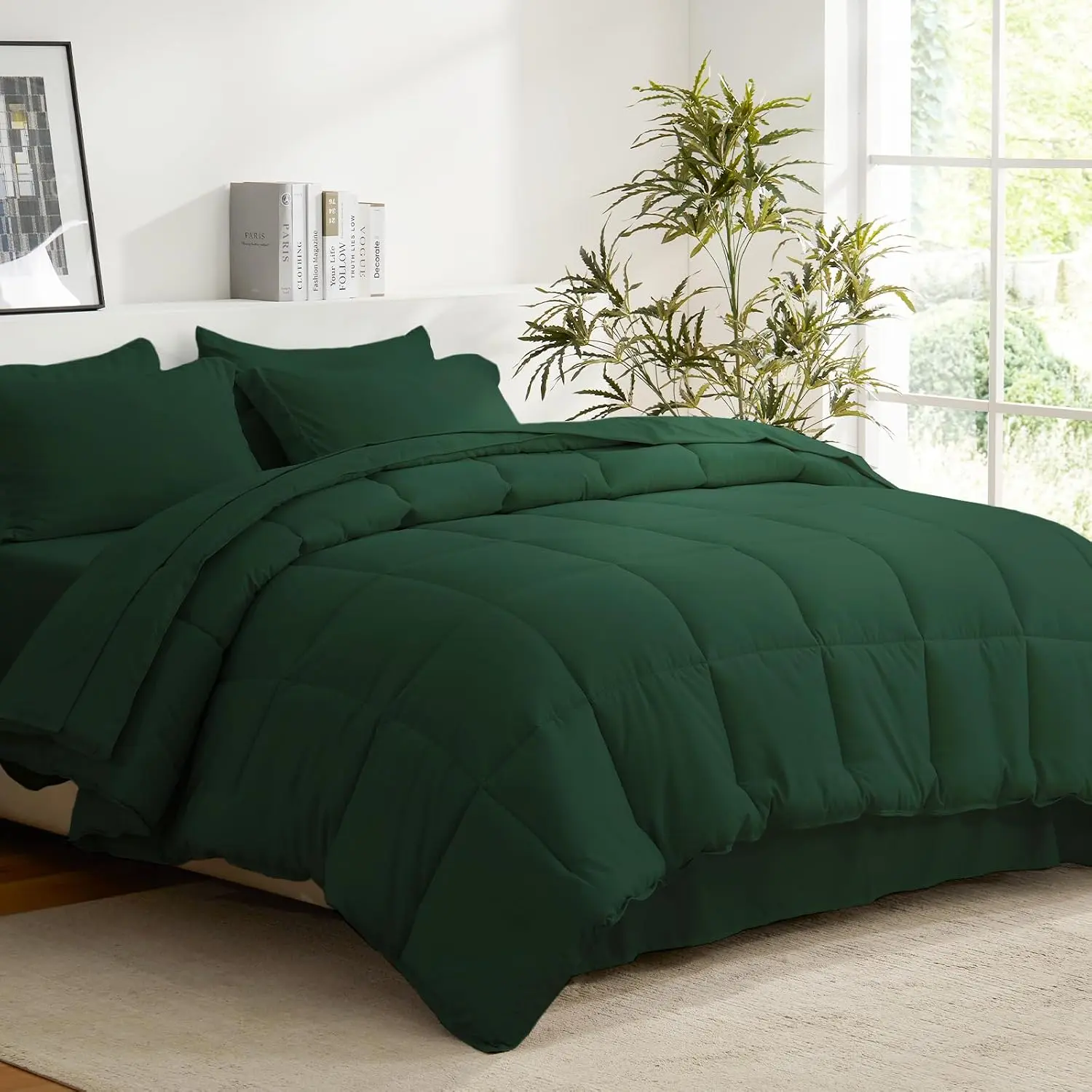 Queen Comforter Set 7 Pcs, Emerald Green Bed in a Bag| All Season Lightweight Soft Reversible Bedding Sets, 1 Comforter, 1 Flat Sheet, 1 Fitted Sheet, 2 Pillow Shams, 2 Pillowcases