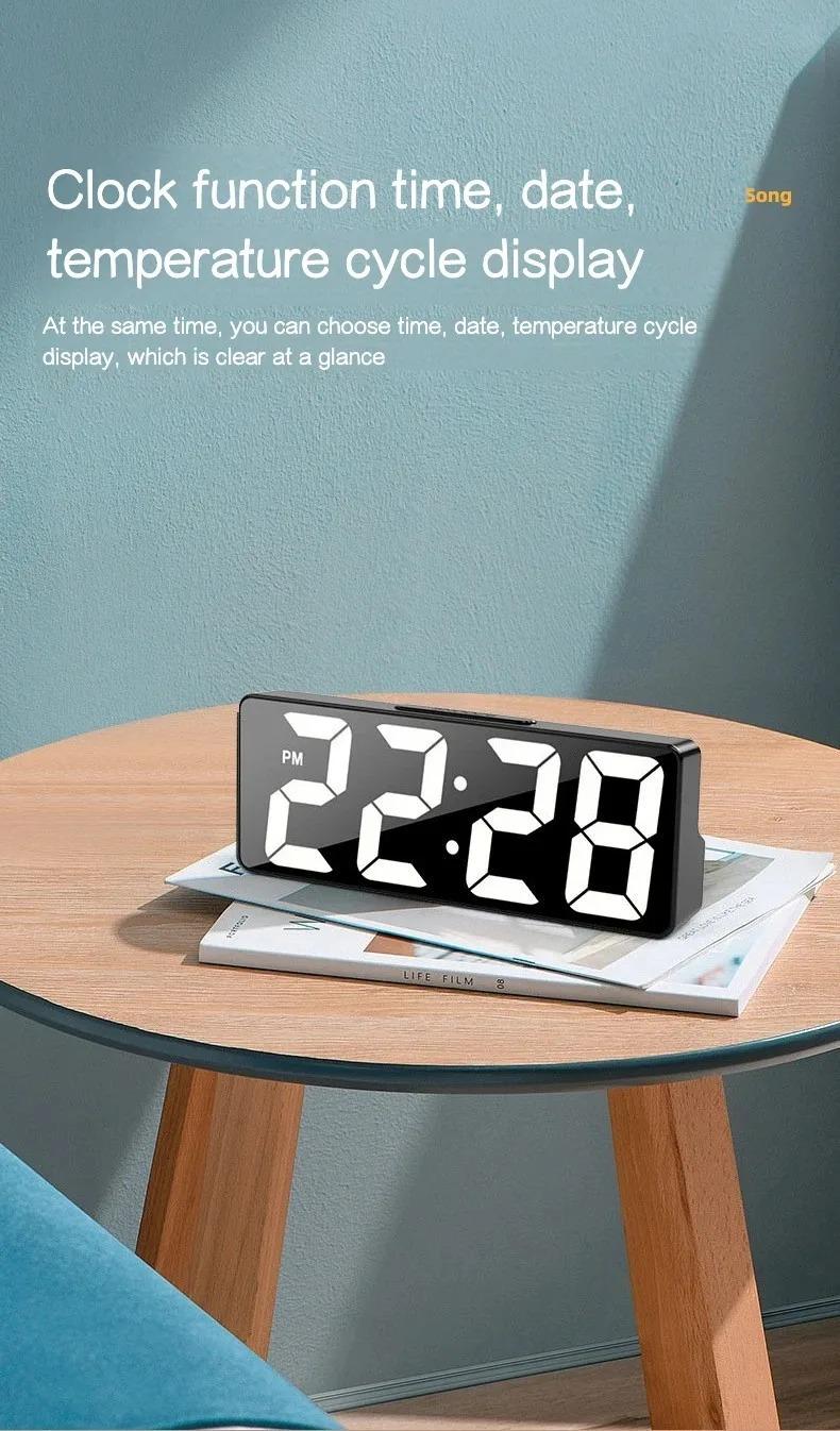 Digital Clock LED Wake Up Light Multifunctional Alarm Clock Bedroom Electronic Desktop Clock With Temperature Display Adjustable Brightness USB Powered Clock