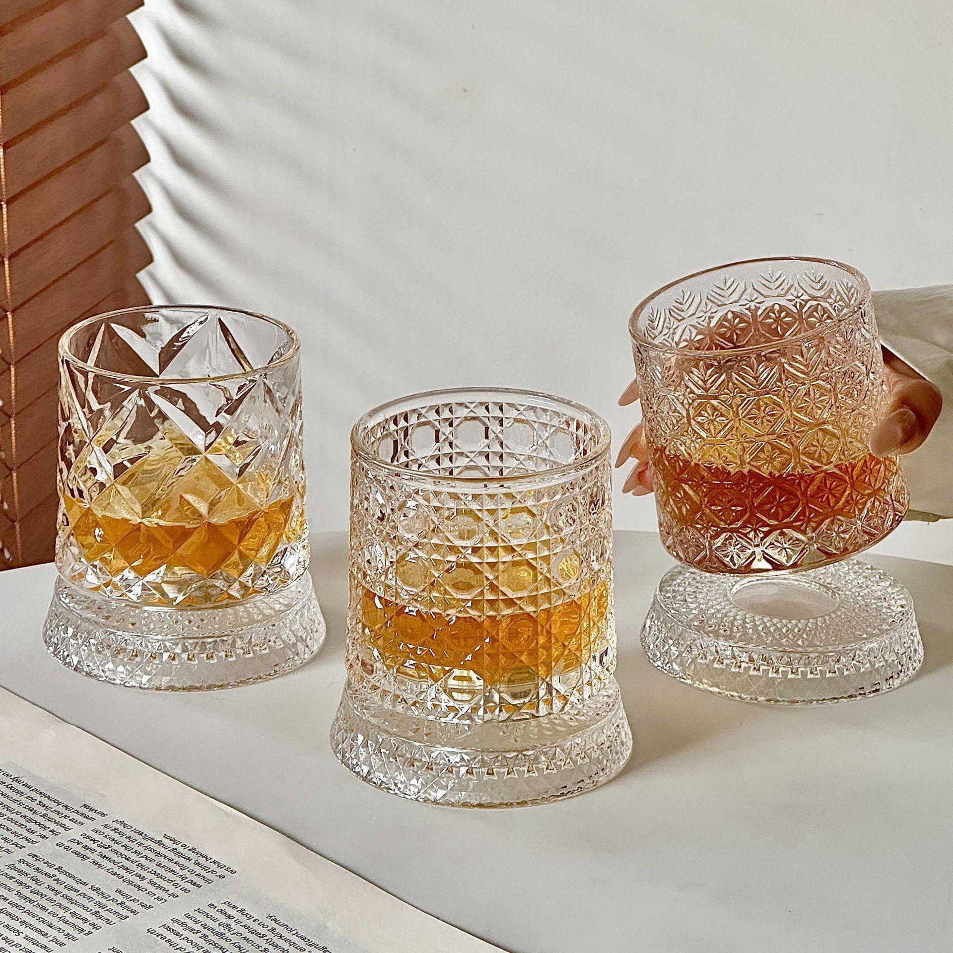 360° Rotating Whiskey Glass, Carved Crystal Wine Cup, Stress Relief Drinkware, Ideal Gift for Friends and Family