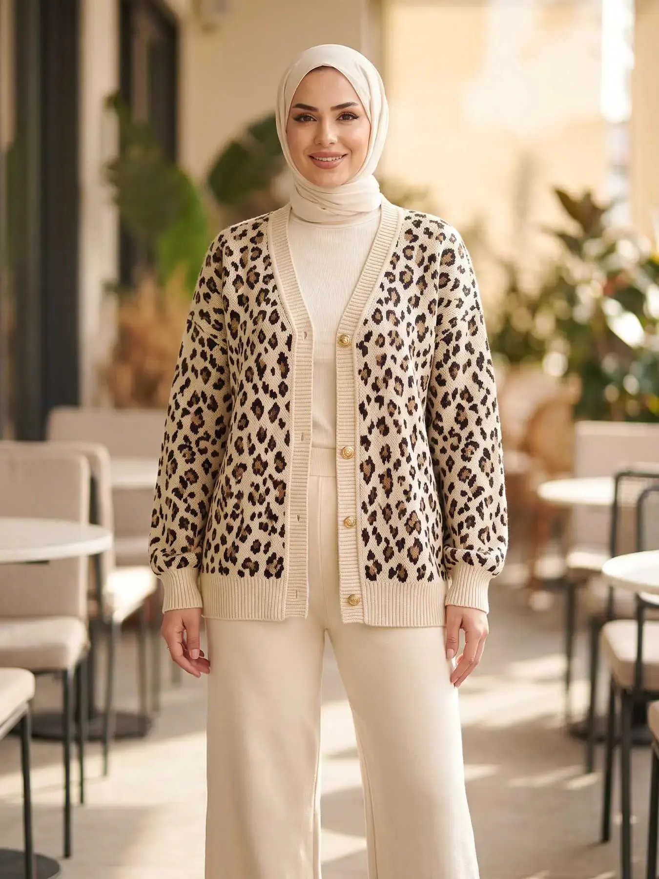 Plus Size Women's Leopard Print Knit Cardigan, Vintage V-Neck Button Front, Loose Fit, Casual Fashion, Spring & Fall Outerwear
