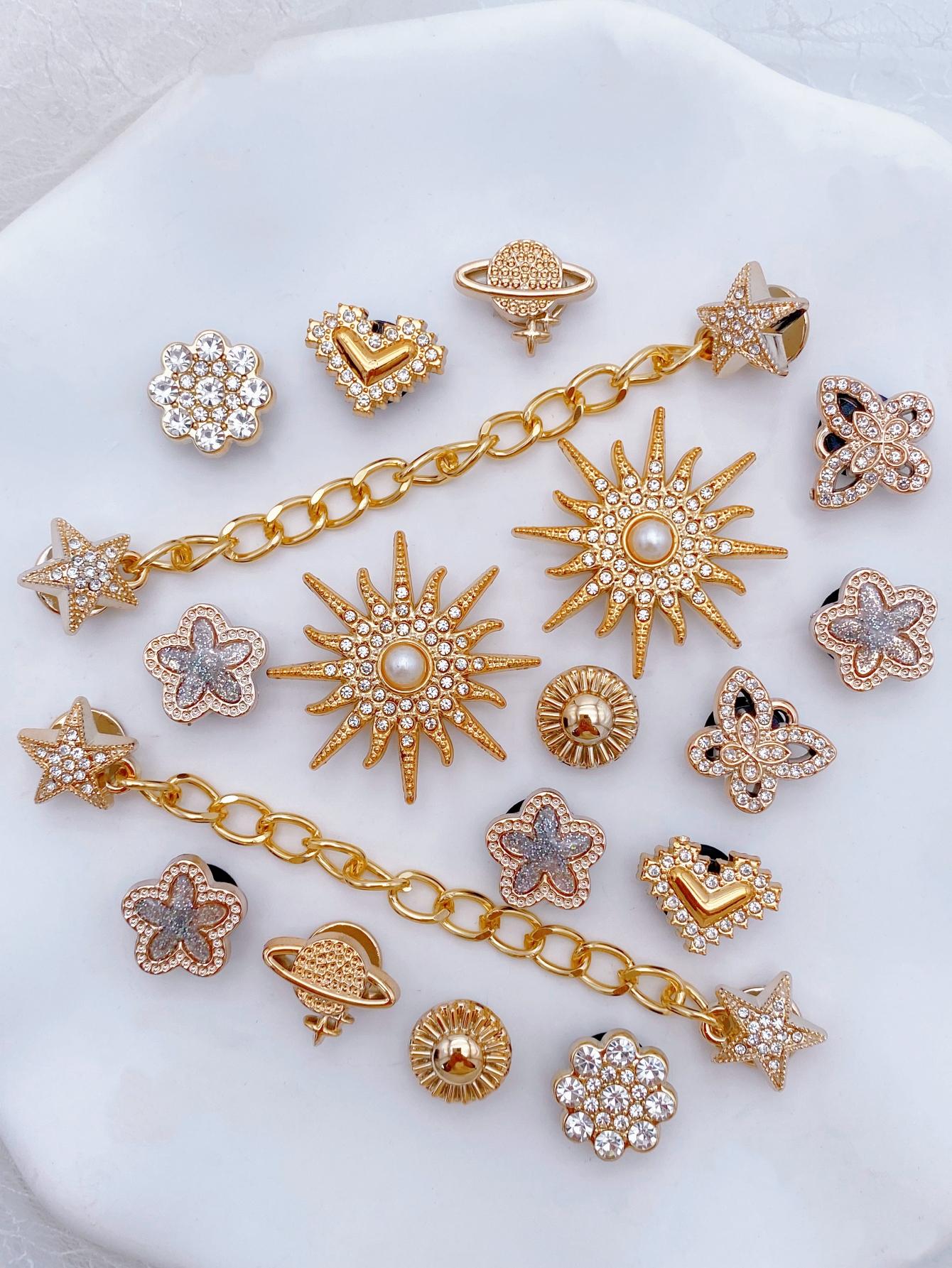 18pcs Fashionable Sunflower Butterfly Flower Heart Abs Chain Shoe Clips, Detachable DIY Shoe Flowers, Shoe Charms, Decorative Shoe Accessories, Shoe Decoration Charms, Perfect for Parties and Gifts