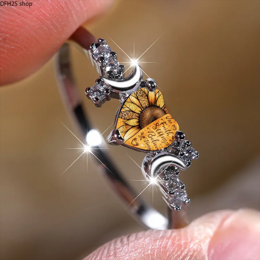 Sunflower Inspirational Heart Ring for Women, Vintage Floral Slogan Design with Crescent Moon and Sparkling Zircon Accents for Daily Wear and Casual Outfits