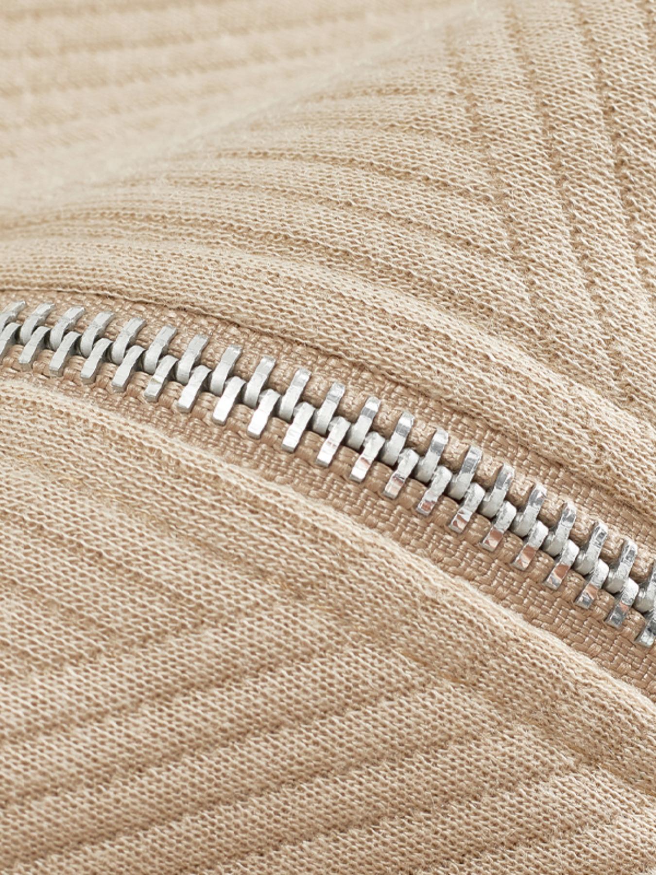 Autumn and winter men's solid color turtleneck sweater with jacquard texture, regular version of casual breathable long-sleeved kn sweater, outdoor sportswear, trendy men's clothing, Knitwear