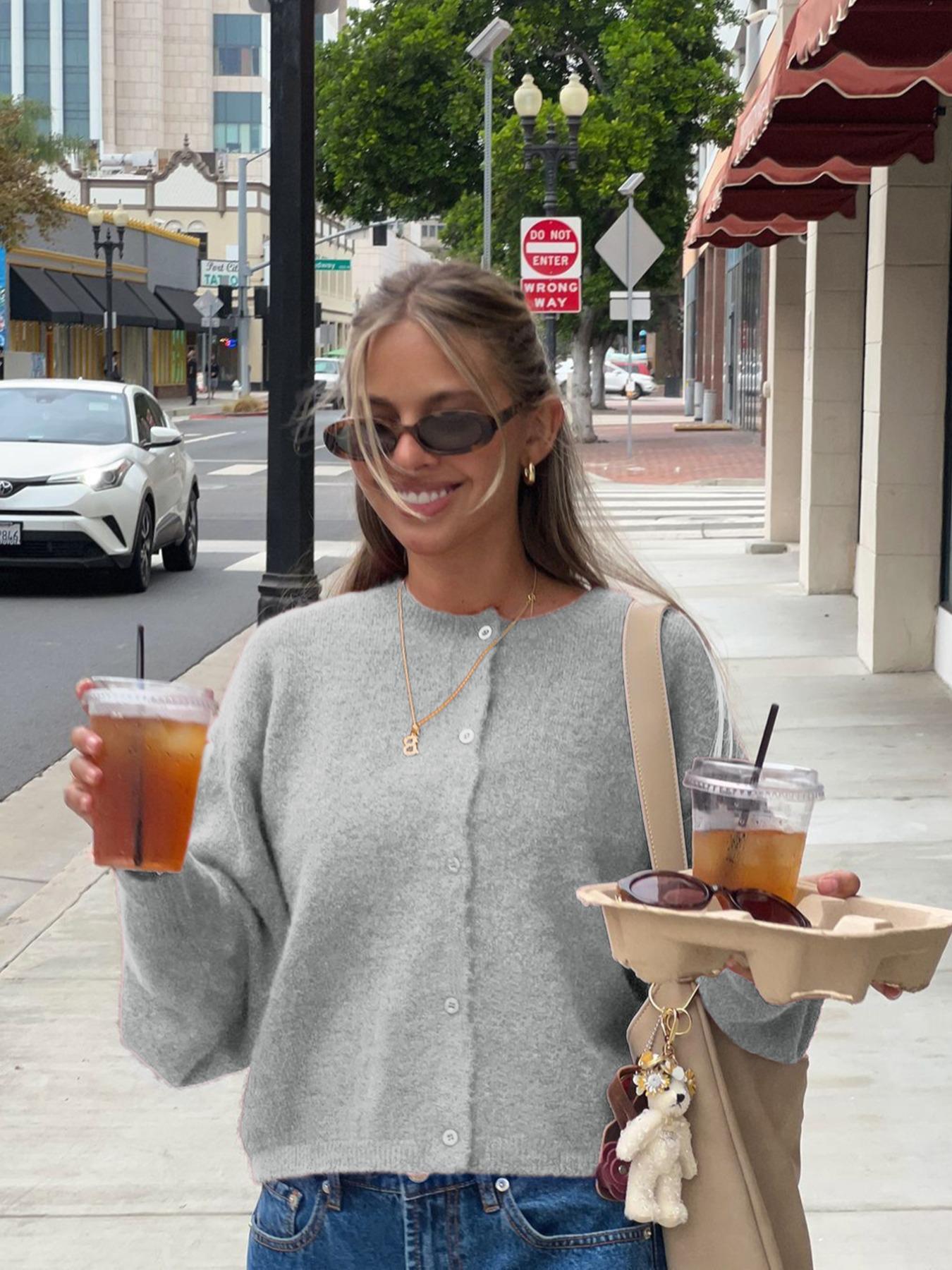 Women's Casual Fitted Sweater Jacket, Knitwear, Plain Knit Outerwear for Fall & Winter, Comfortable Moderate Fabric, Stylish Commute Wear