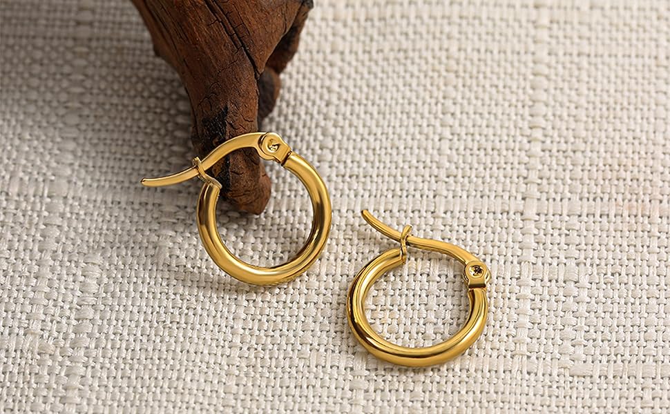 LOYALLOOK Gold Hoop Earrings Set Stainless Steel Rounded Small Hoop Earrings Set for Women Cute Huggie Earrings Nickel Free 10/12/15/20MM