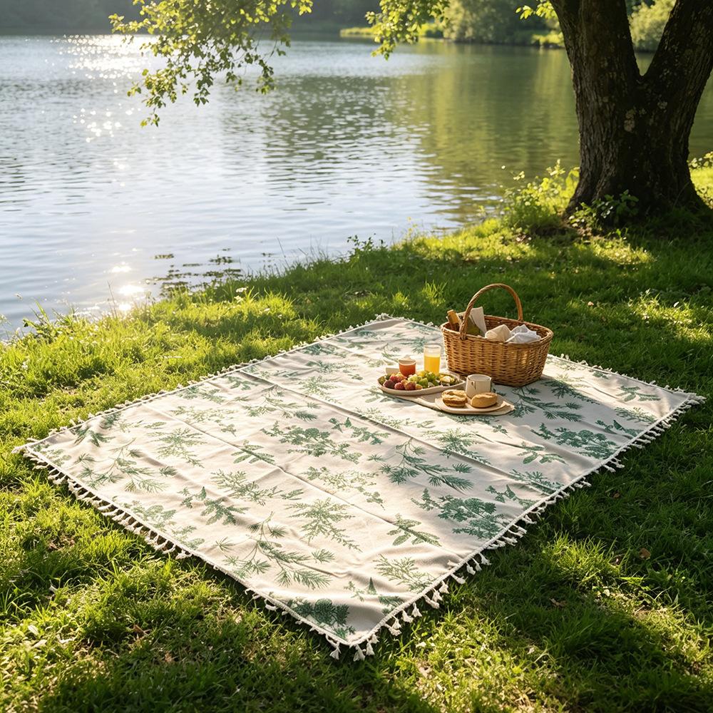 Ins Style Tassel Fringe Picnic Blanket - Vintage Green Plant-Print Camping Mat, Portable Foldable Outdoor Throw for Lake, Lawn (Sports & Outdoor Camping & Hiking Picnicware), Blankets
