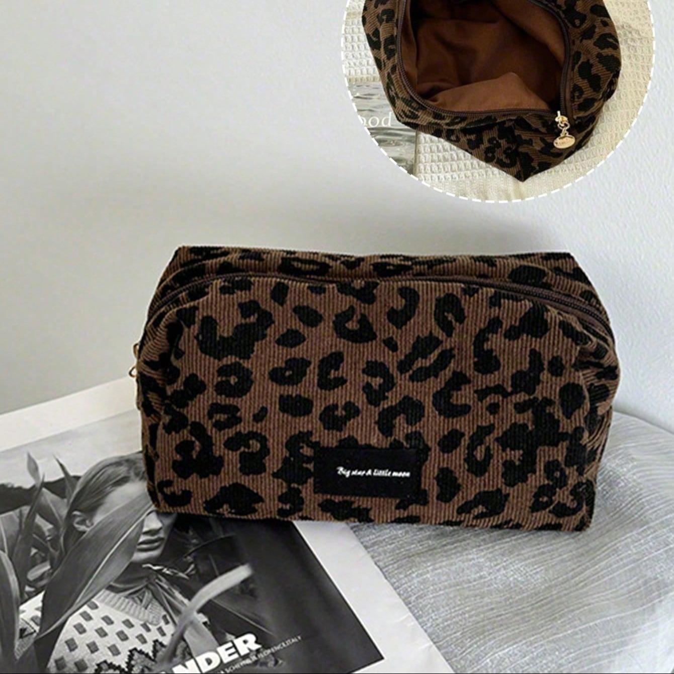 Large Capacity Leopard Print Makeup Bag, Gold Animal Pattern Cosmetic Storage, Cosmetics Organizer, Durable Polyester Material, Ideal for Women, Teens, Travelers, Vanity Makeup Organizer