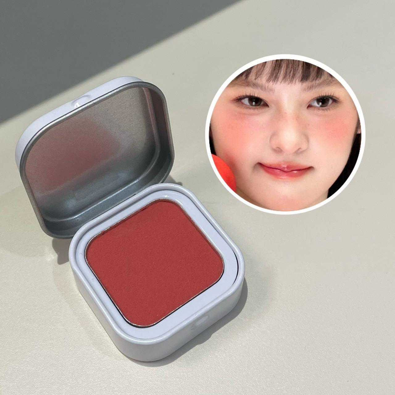 Lightweight Smooth Soft Blush, Matte, 4 Colors Available, Natural Look, Long-Lasting, Waterproof Sweatproof, Ideal Gift, Suitable for All Skin Types