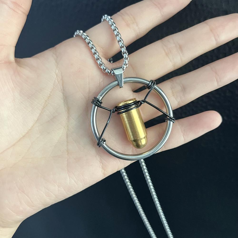 Game Punk V Vincent Valerie Cosplay Necklace Unisex Cyberpunk Metal Retro Bullet Pendant Carnival Party Jewelry Accessories Gift