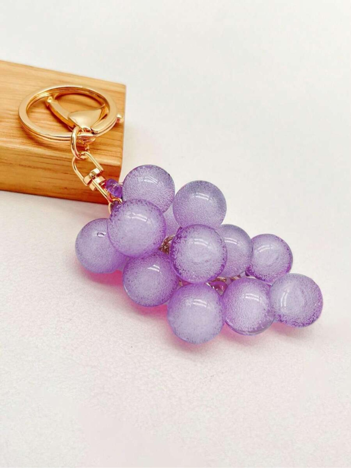 Resin Transparent Beaded Grape Pendant,Grape Keychains Bubble Jelly Grape Cluster Keychains Jelly Grape String Keyrings,Decorative Accessories Fruit Grape Bag Chain Pendant Amethyst Grape Charms Student Schoolbag Decoration Backpack Keychain Gift
