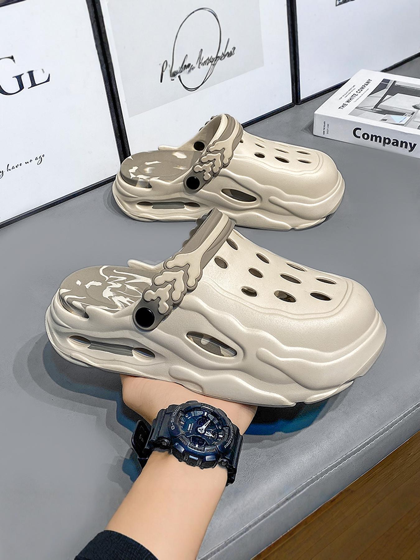 Men's Colorblock Hollow Out Design Clogs, Casual Comfortable Breathable Non-slip Clogs, Fashionable Slippers for Indoor & Outdoor Wear, Breathable Lightweight Clogs