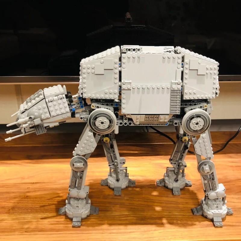 1137 Pcs Motorized Walking At-At Building Block Toy Set, Motorized Building Blocks, Motorized Functionality, Detailed Design, Detailed Construction, Durable Material, Perfect Gift for Kids