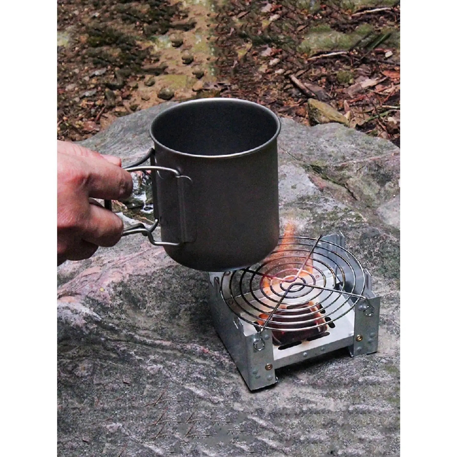 2pcs Random Style Camping Portable Solid Fuel Stove, German Folding Stove, Butane Gas Burner, Collapsible Outdoor Cookware Metal