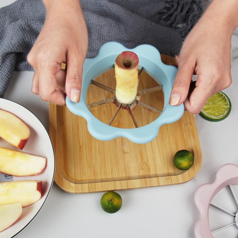 Apple Slicer Cutter, Kitchen Tool for Fruit Cutting, Easy-To-Use Apple Divider, Perfect for Home Cooking, Durable and Efficient Design