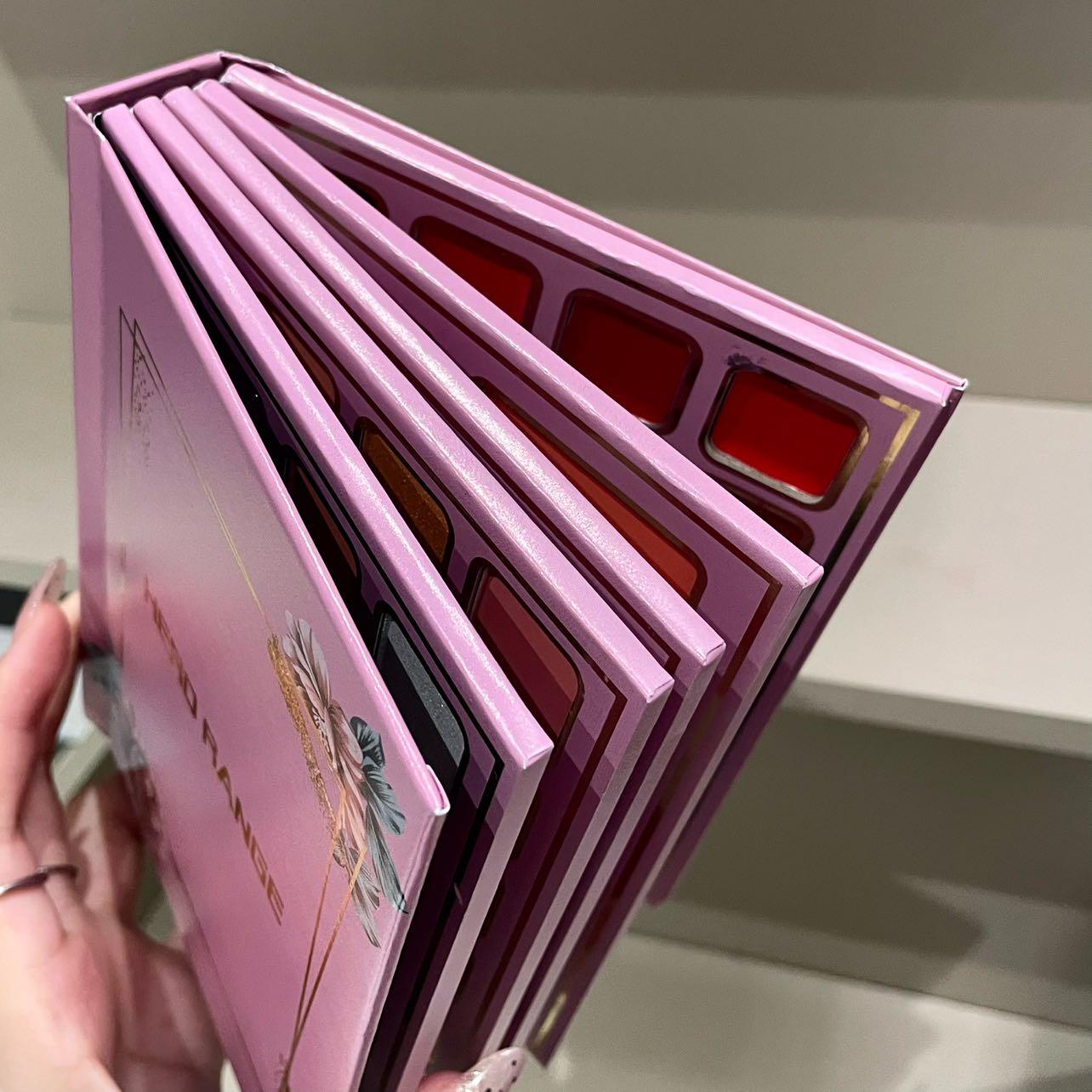 78-color Multifunctional Makeup Palette Integrated Portable Folding Makeup BookSet Matte Pearlescent Contour Eye Shadow Face Highlight Blush Lipstick Lip GlossMakeup Tools 48-color Eye Shadow 6-color Highlight 6-color Blush 12-color Lipstick Cosmetic！