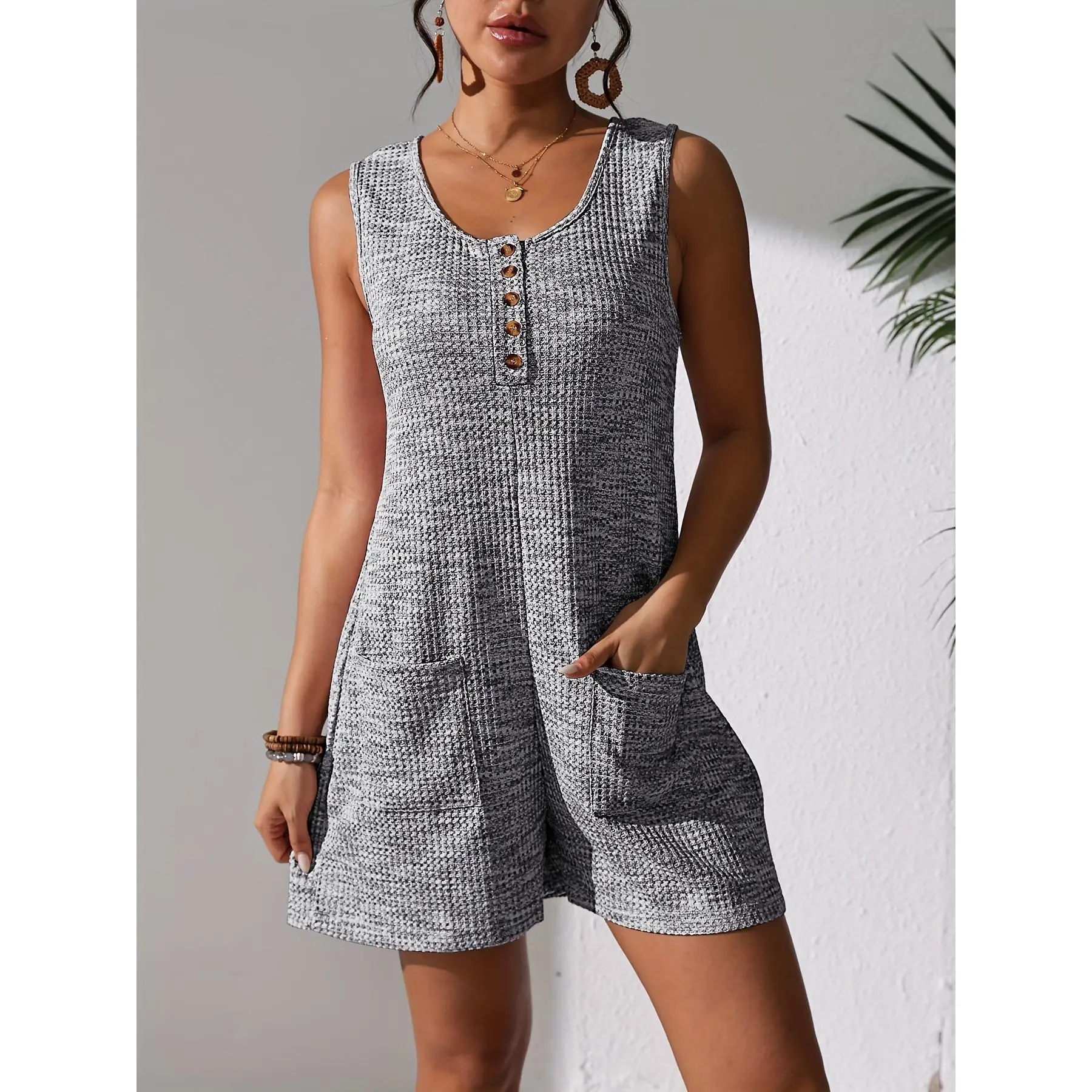 [Bestseller] Plus Size New Casual Women's Jumpsuit, Colorful Waffle Pattern Fashion Sleeveless Tank Top with Pockets and Buttons, Short Pants