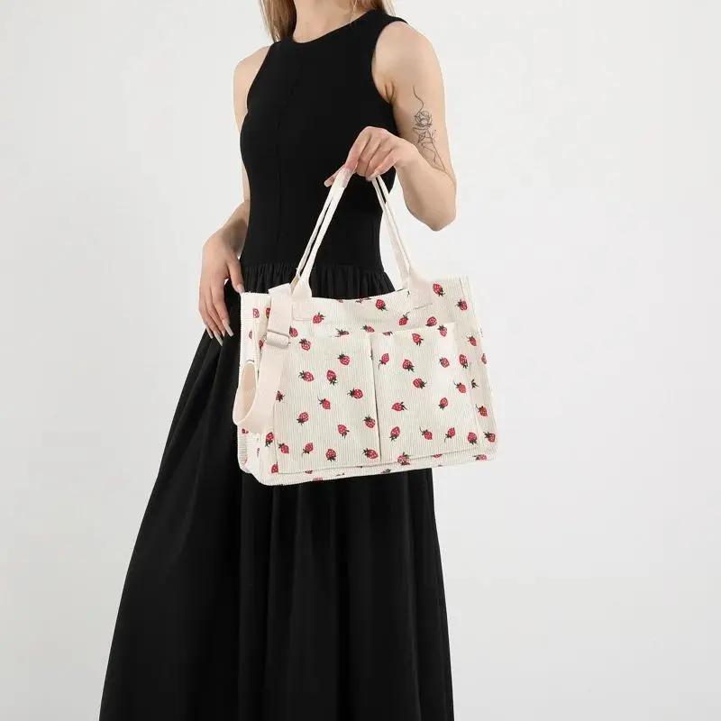 Women's Canvas Tote Bag - Cute Strawberry Fruit Patch Aesthetic Shoulder Purse with Adjustable Strap, Durable Fabric Large-Capacity Casual Handbag for Sports & Outdoor Shopping, Travel